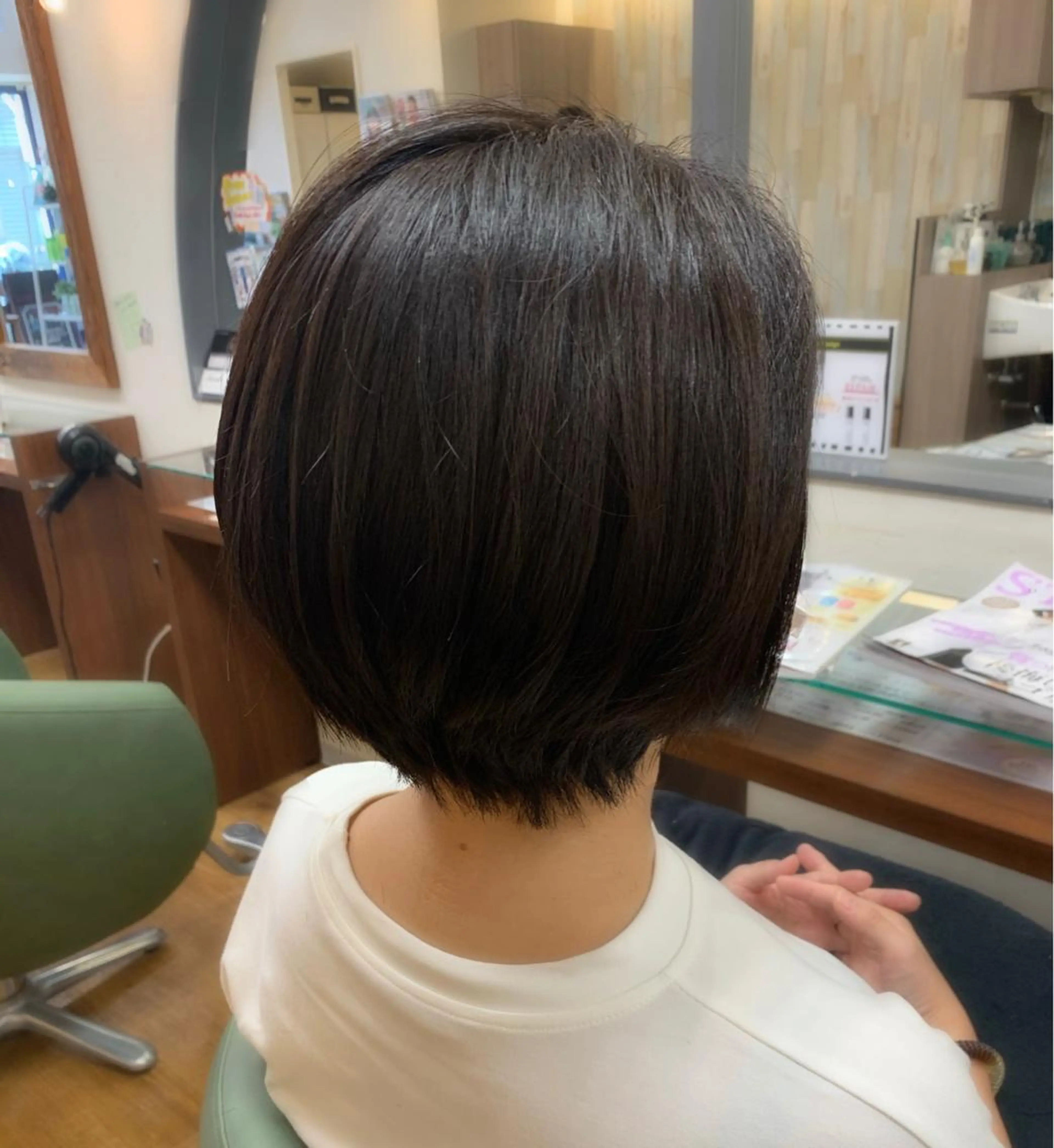 ショート march merryのヘアスタイル