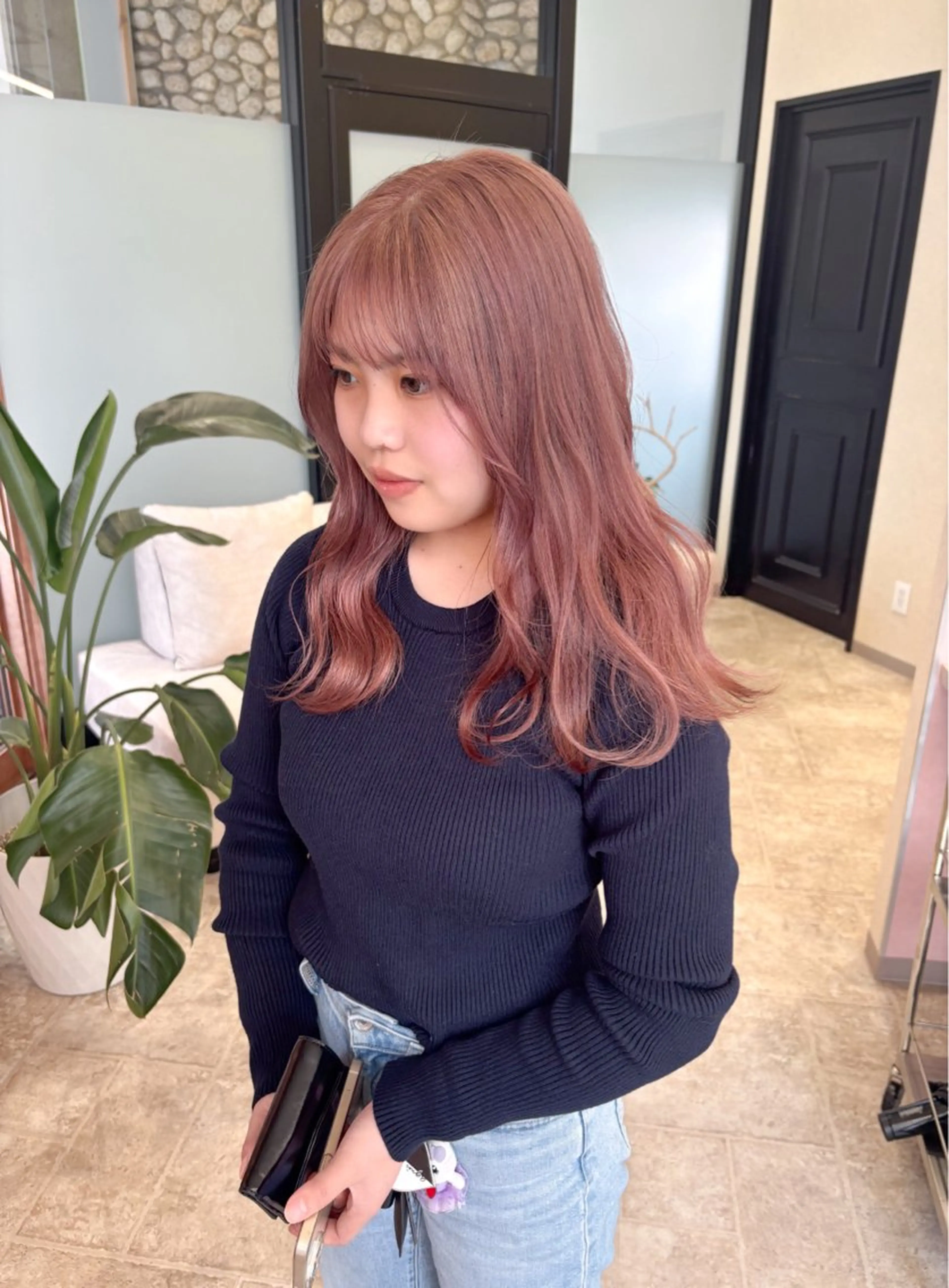 セミロング カラー 藤井 貴美子のヘアスタイル