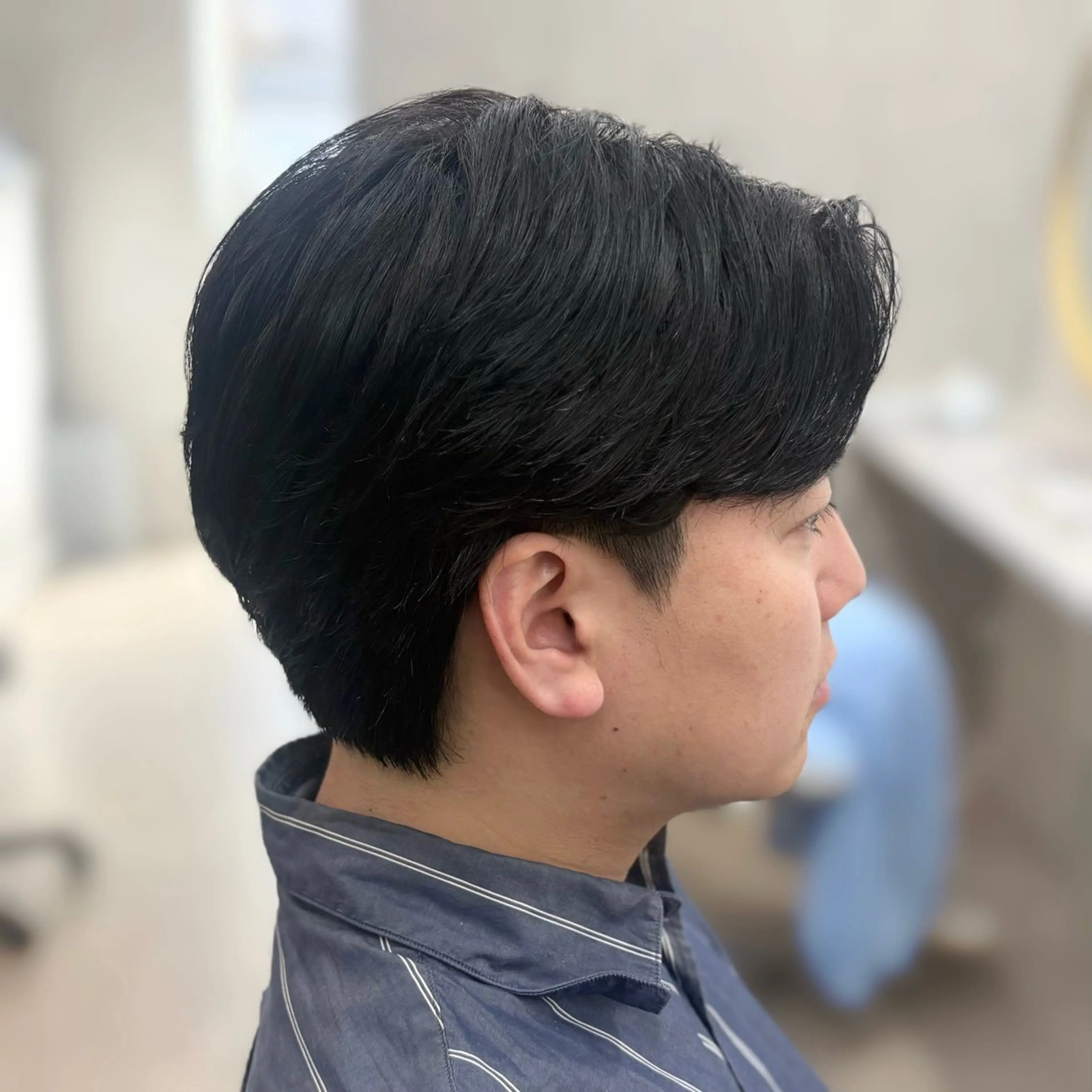 メンズ カット パーマ フェザーパーマ🦋セ ンターパート🖤彩音のヘアスタイル