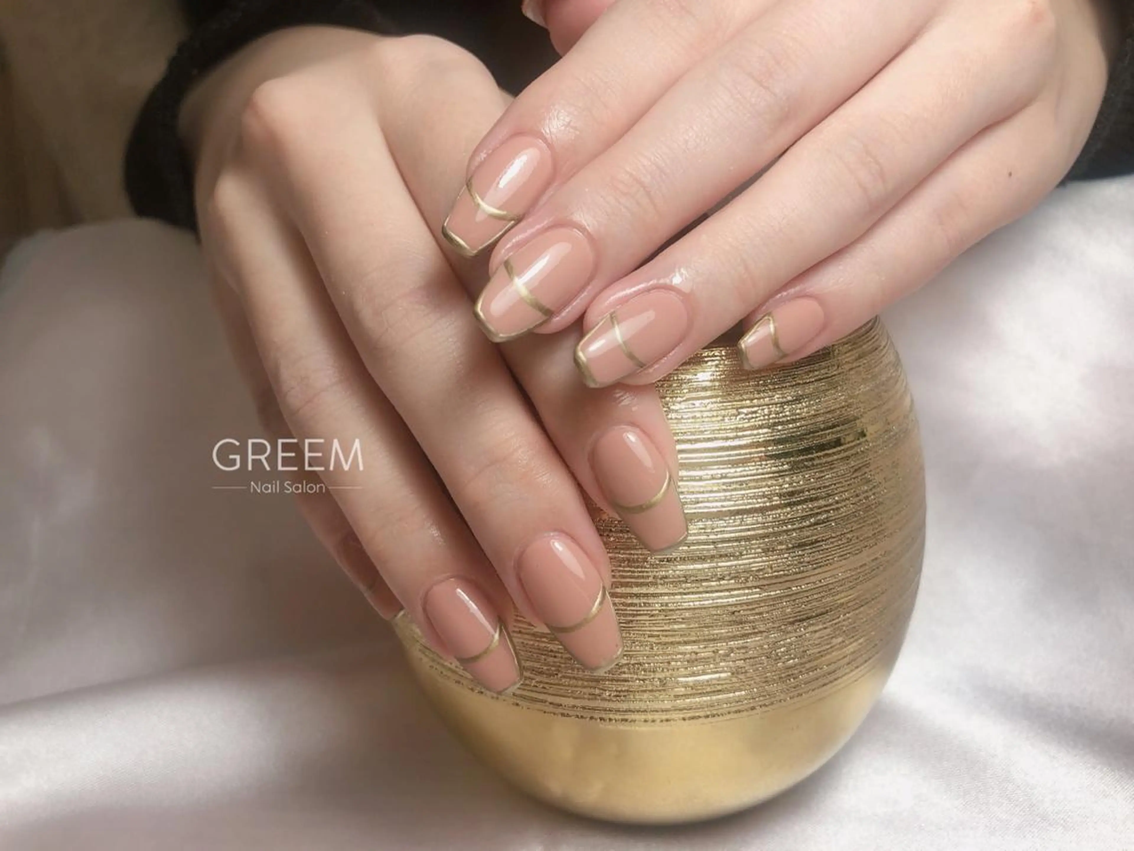 ネイル アートネイル フレンチネイル ジェルネイル ゴールド オフィスネイル フットネイル GREEM グリームのネイルデザイン