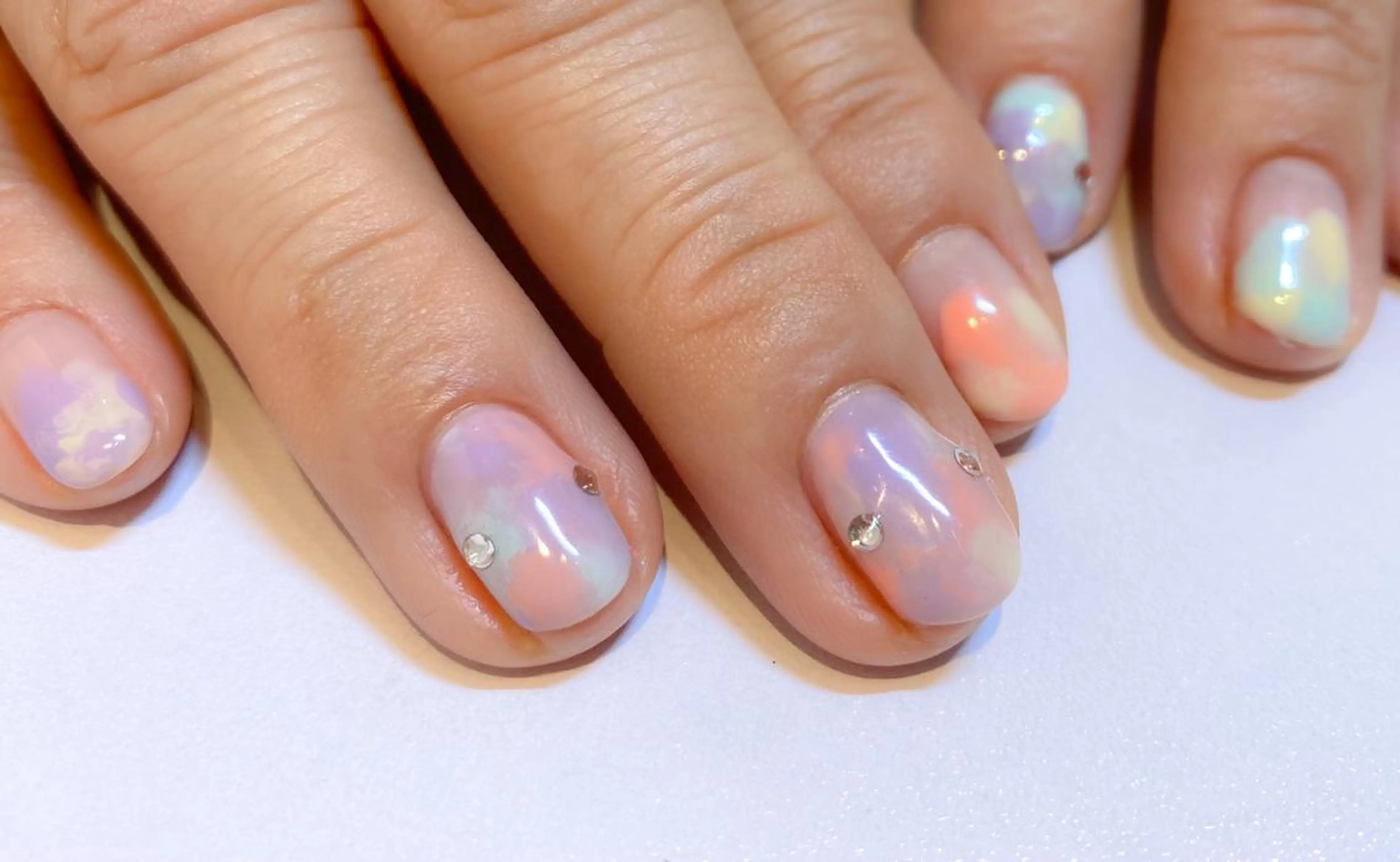 ネイル 大理石ネイル(マーブル) 春ネイル ハンドネイル 表参道colore店 REICAのネイルデザイン