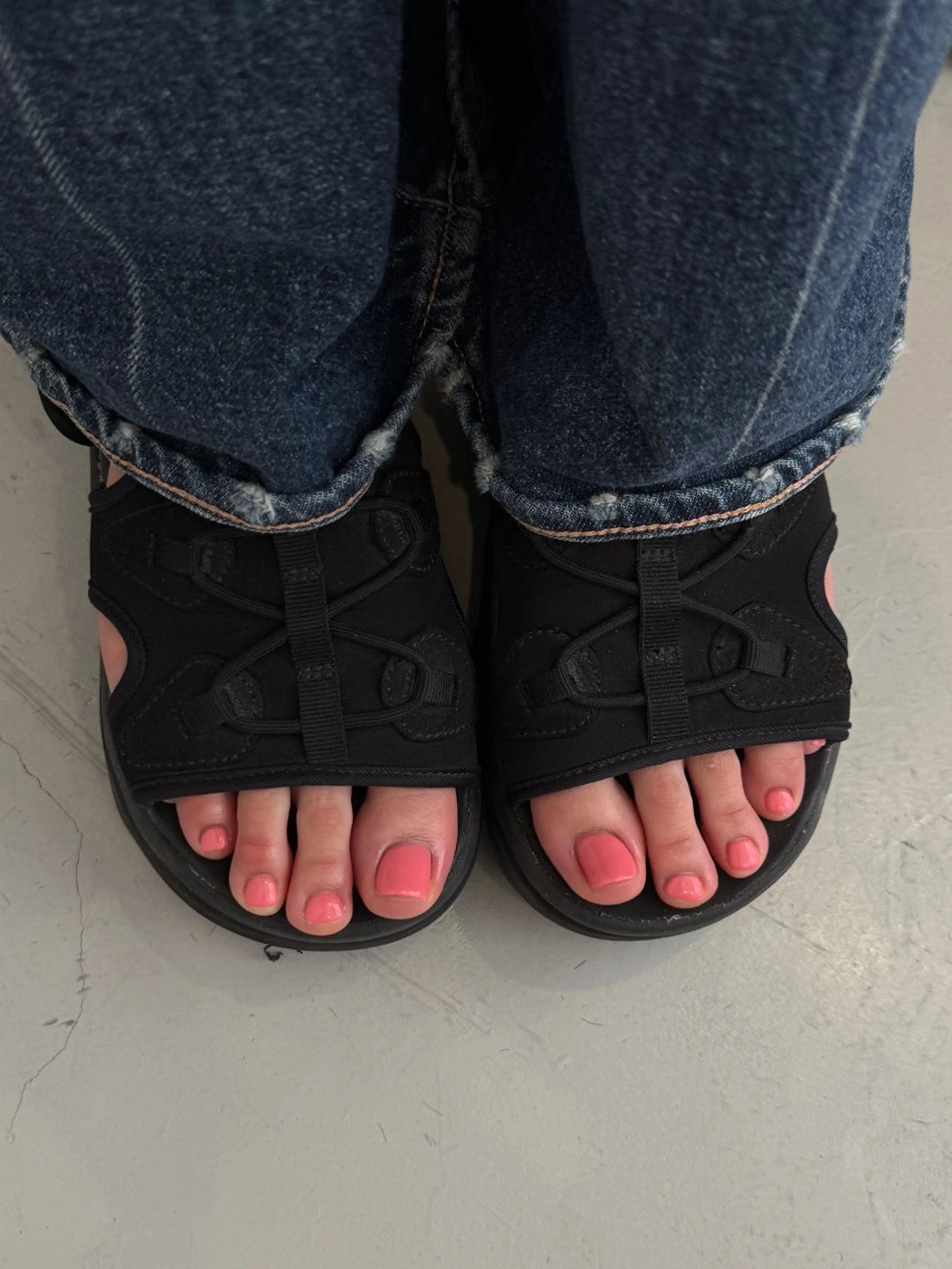 ネイル LETTER_& MINAのネイルデザイン