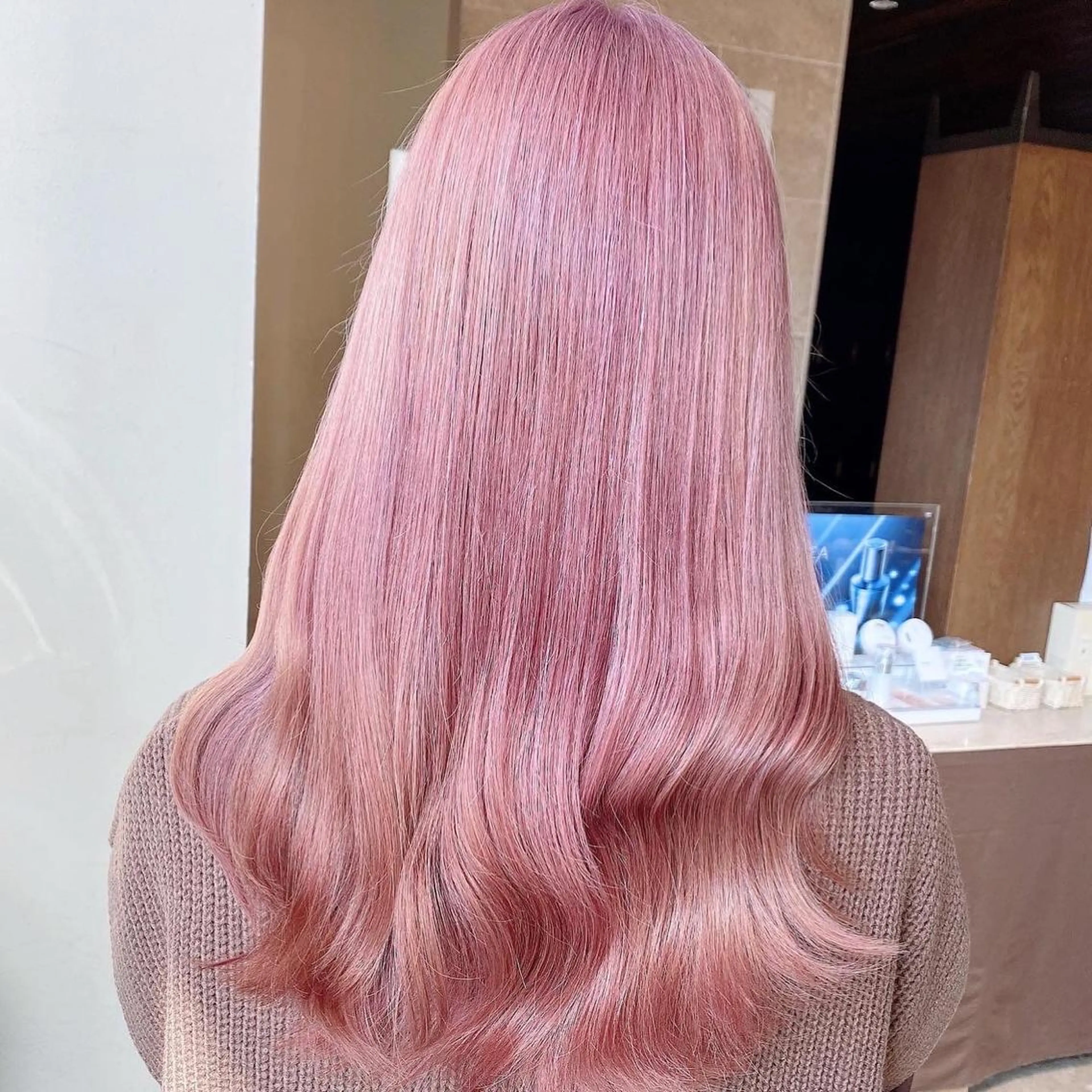 ロング 韓国風カラー ハイライト 髪質改善 韓国風ヘア クリスマス カット ヘアカラー トリートメント 顔まわりの神様✨ 透明感カラー藤嶋秀幸のヘアスタイル