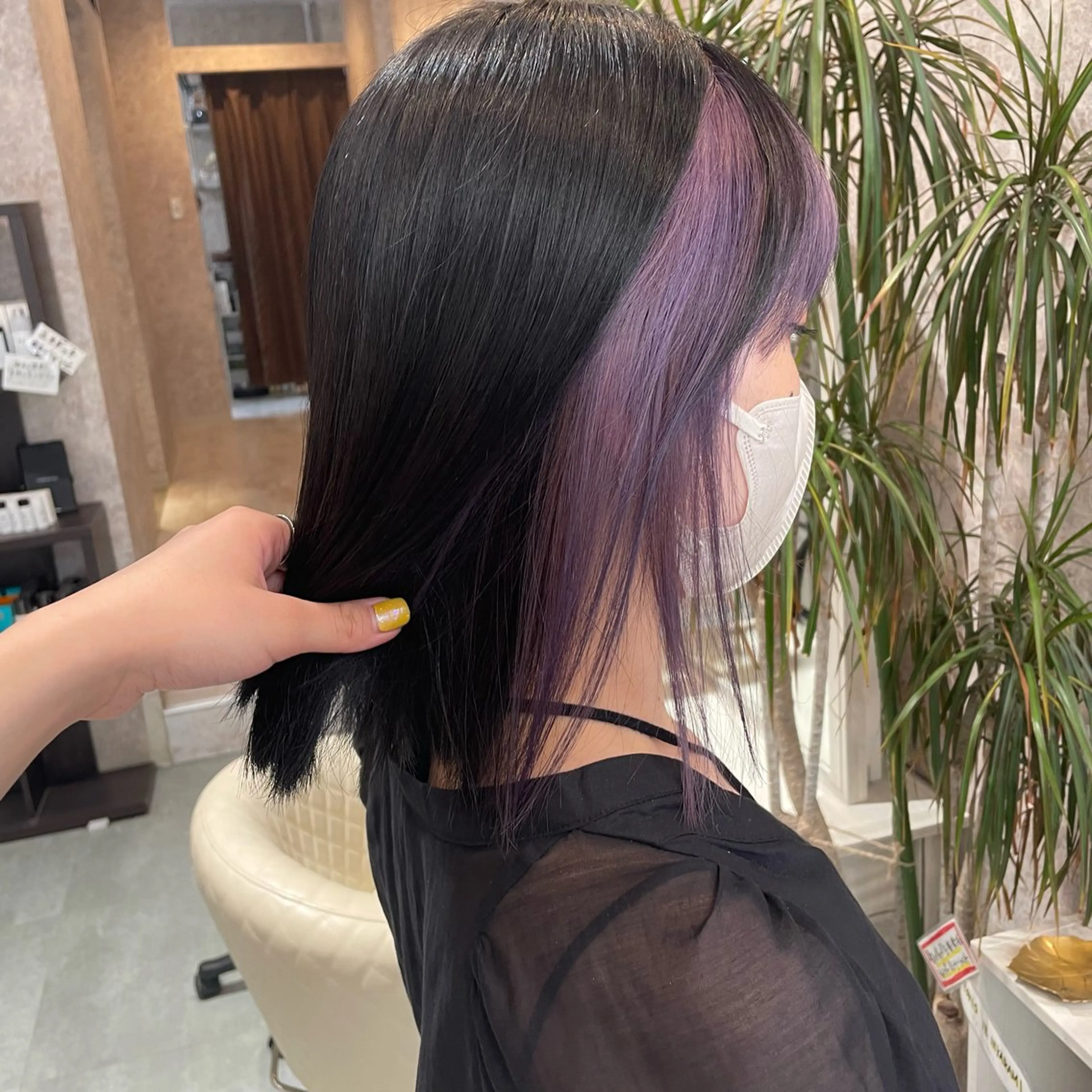 ミディアム 牧野 夏子のヘアスタイル