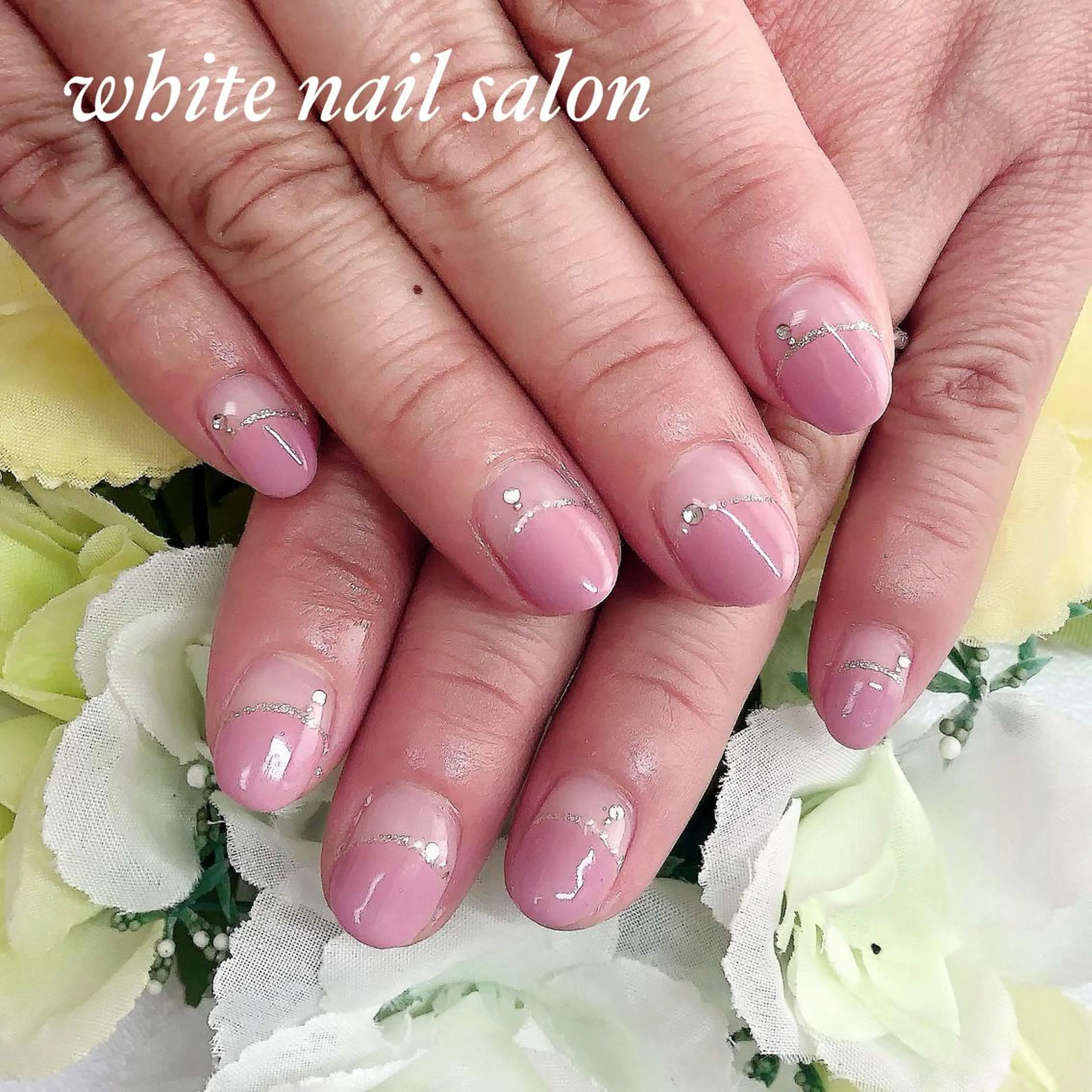 ネイル アートネイル フレンチネイル ジェルネイル ハードジェル 持ち込み ハンドネイル white nail salonのネイルデザイン