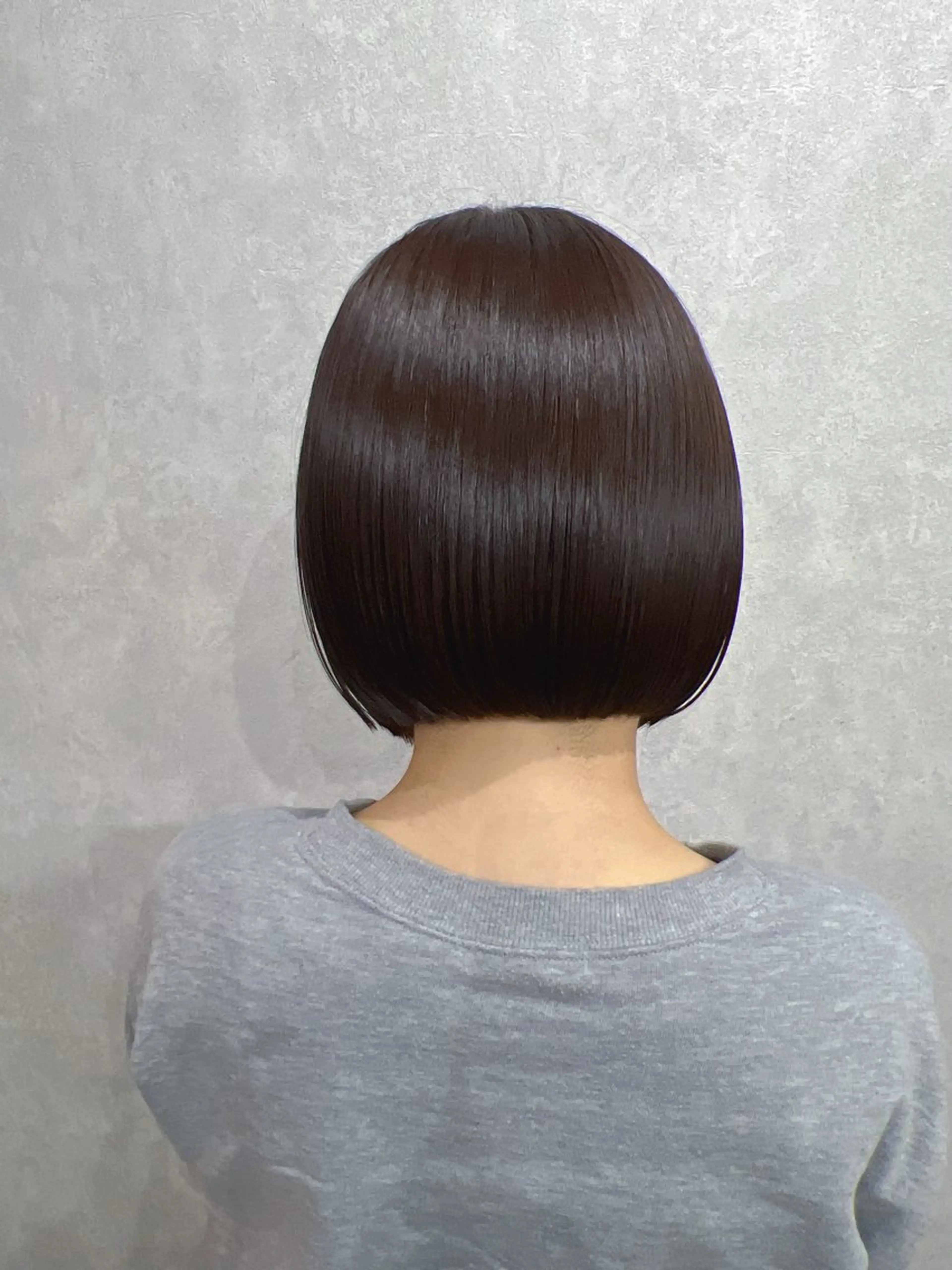 ショート カラー 透明感カラー ボブ 似合わせカット カット ヘアカラー YUI ハイトーンカラーのヘアスタイル