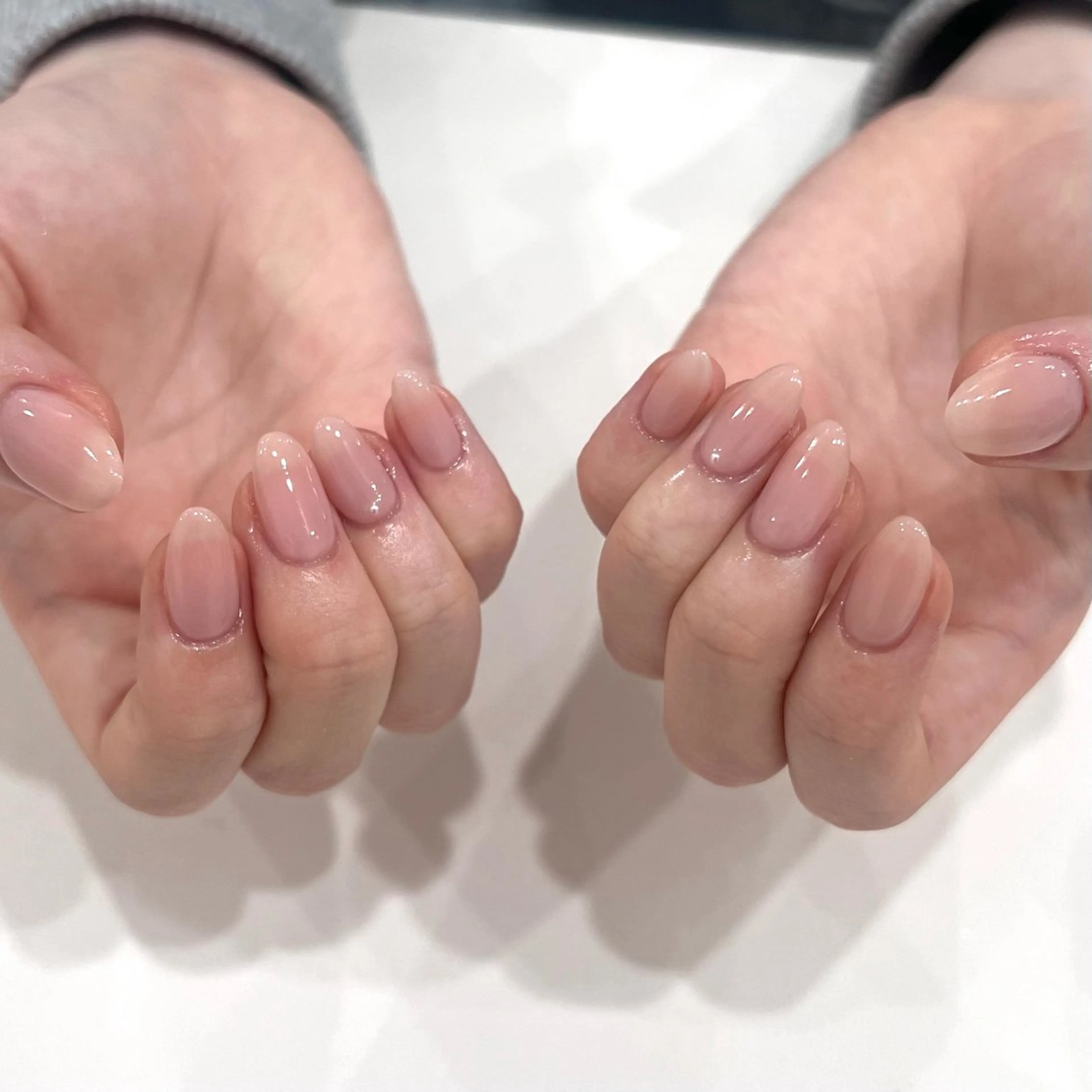 ネイル ハンドネイル ハンドケア SHIORI🐈‍⬛ 韓国⌇ワンホンネイルのネイルデザイン