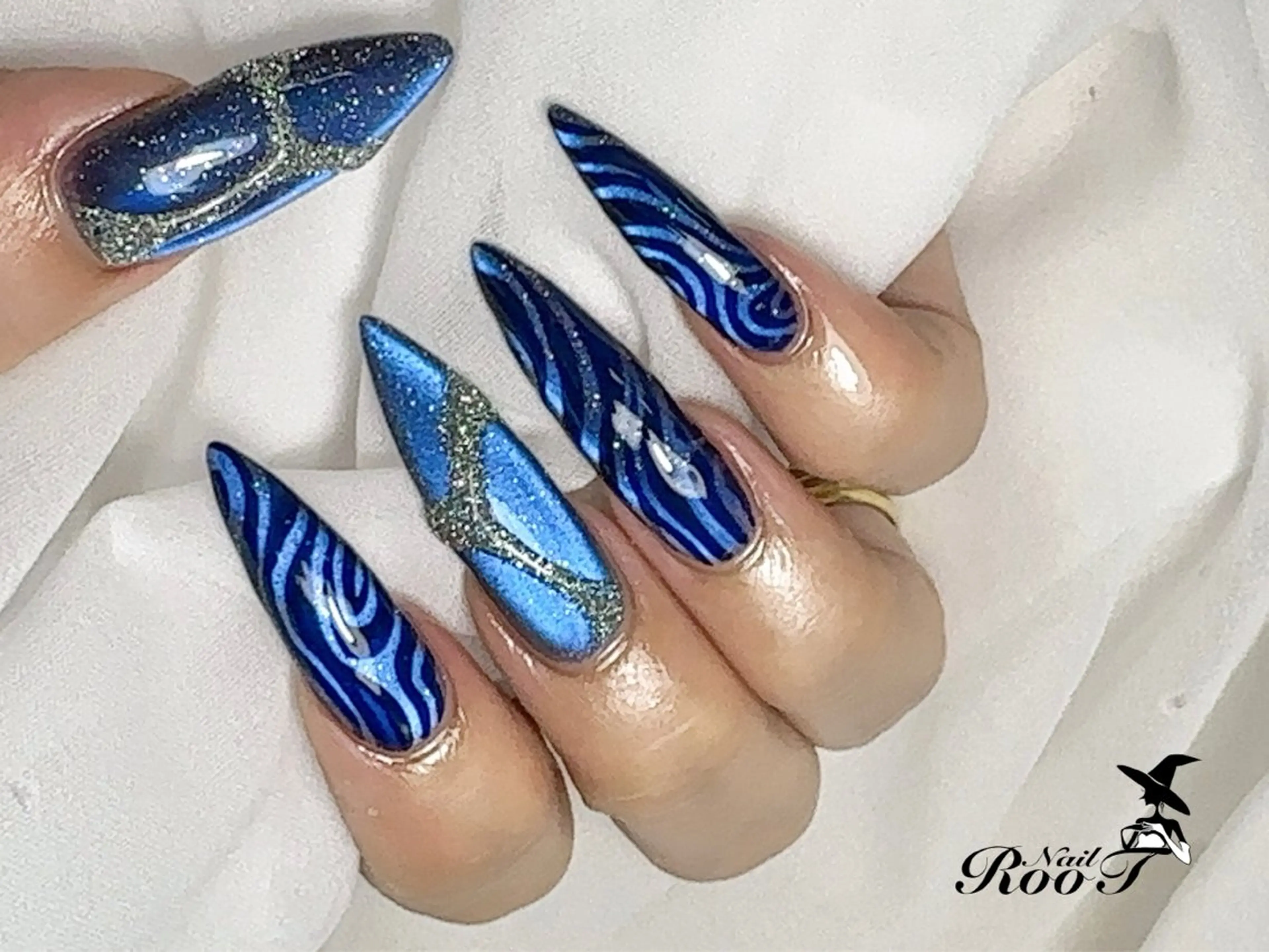 ネイル マグネットネイル ハンドネイル RooT Nailのネイルデザイン