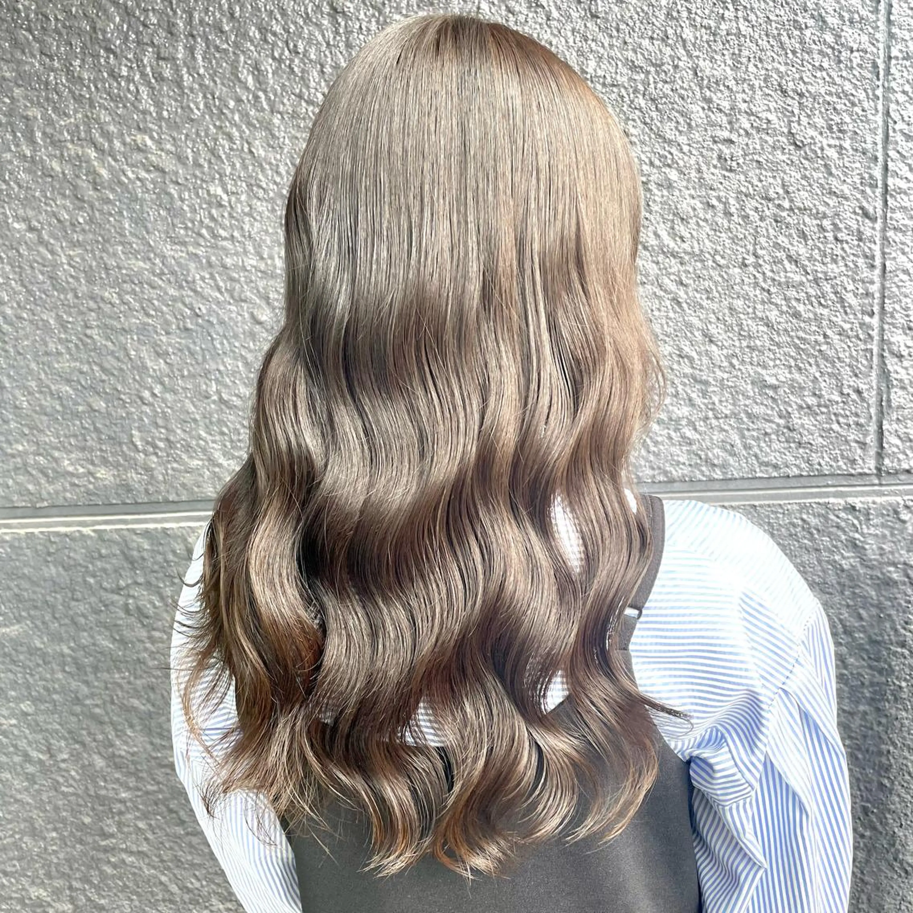 ロング カラー 肌に馴染む暗髪 梅田・増田のヘアスタイル