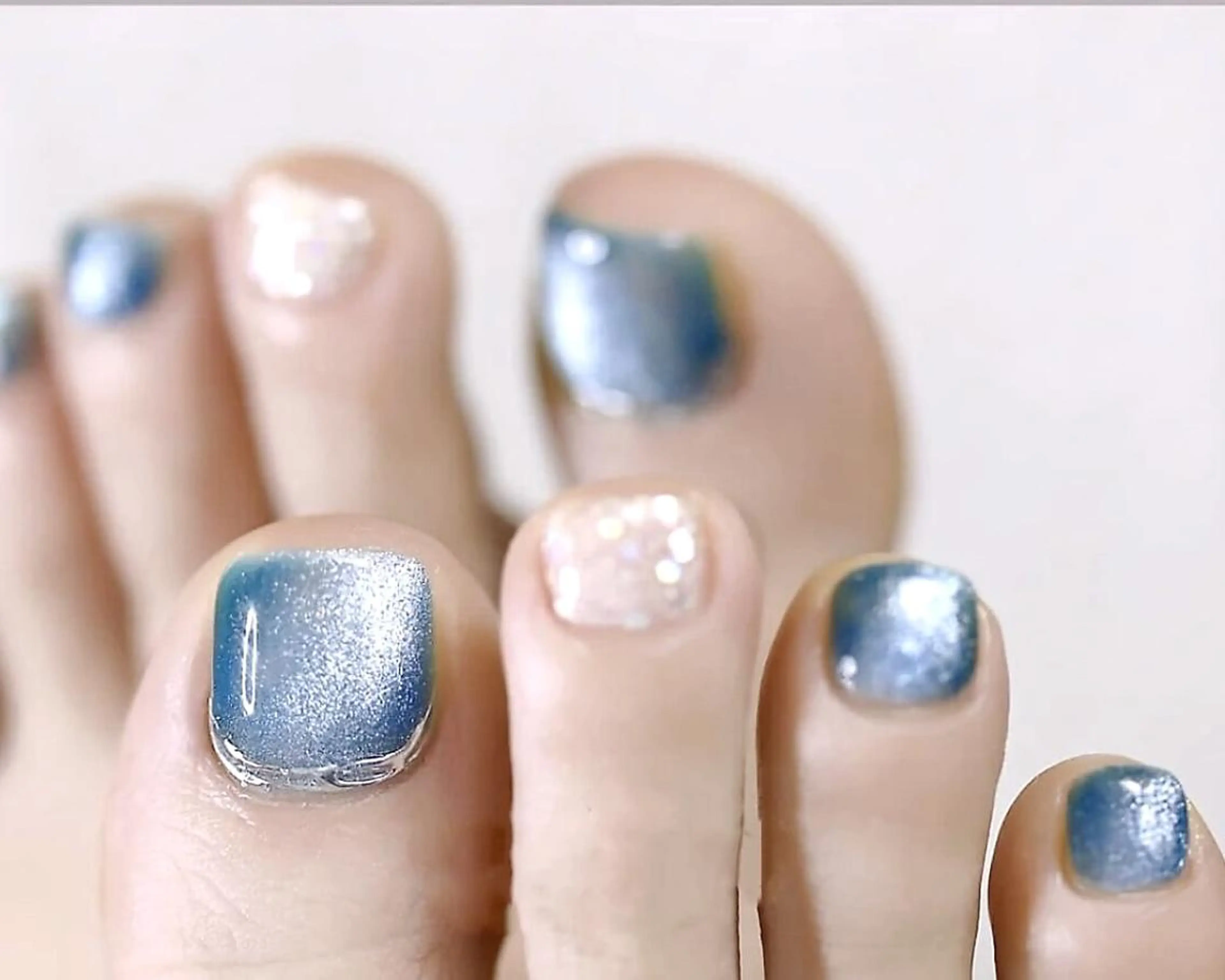 ネイル フットネイル ジェルネイル マグネットネイル フットネイル Lemon 小岩店のマツエク・マツパデザイン