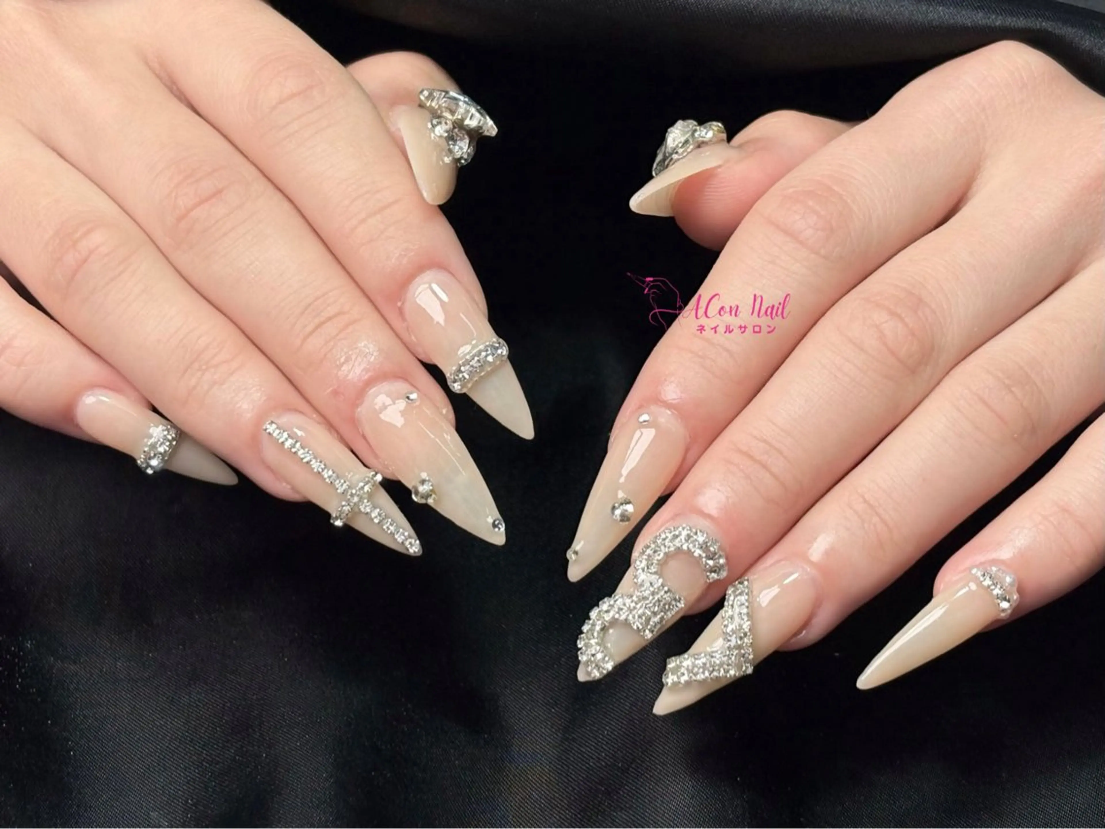 ネイル 桜ネイル 長さ出し フラワーネイル フレンチネイル ジェルネイル ハンドネイル ACon NailSalonのネイルデザイン