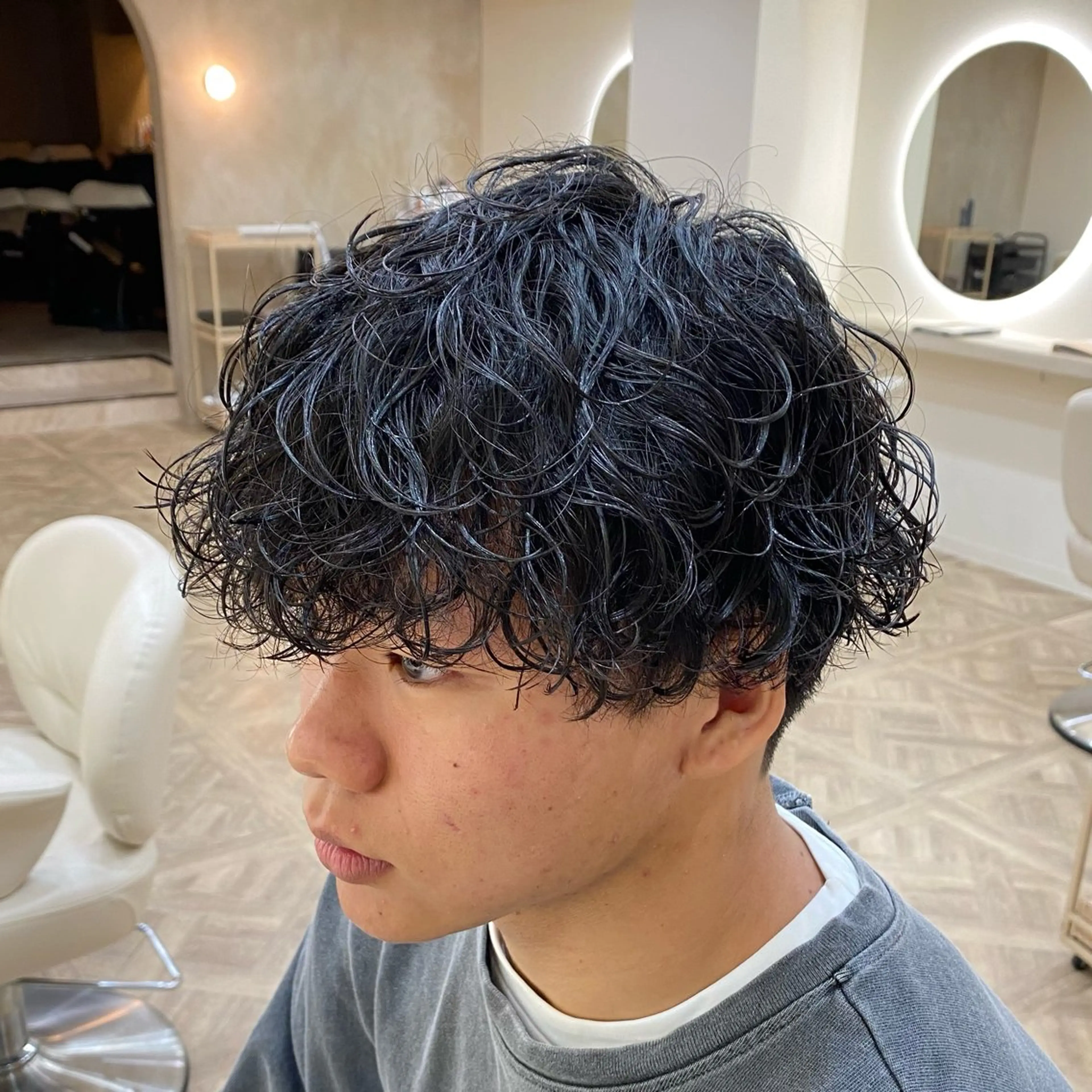 【新規限定オープン記念価格✨】メンズカット＋波巻きスパイラルパーマの写真