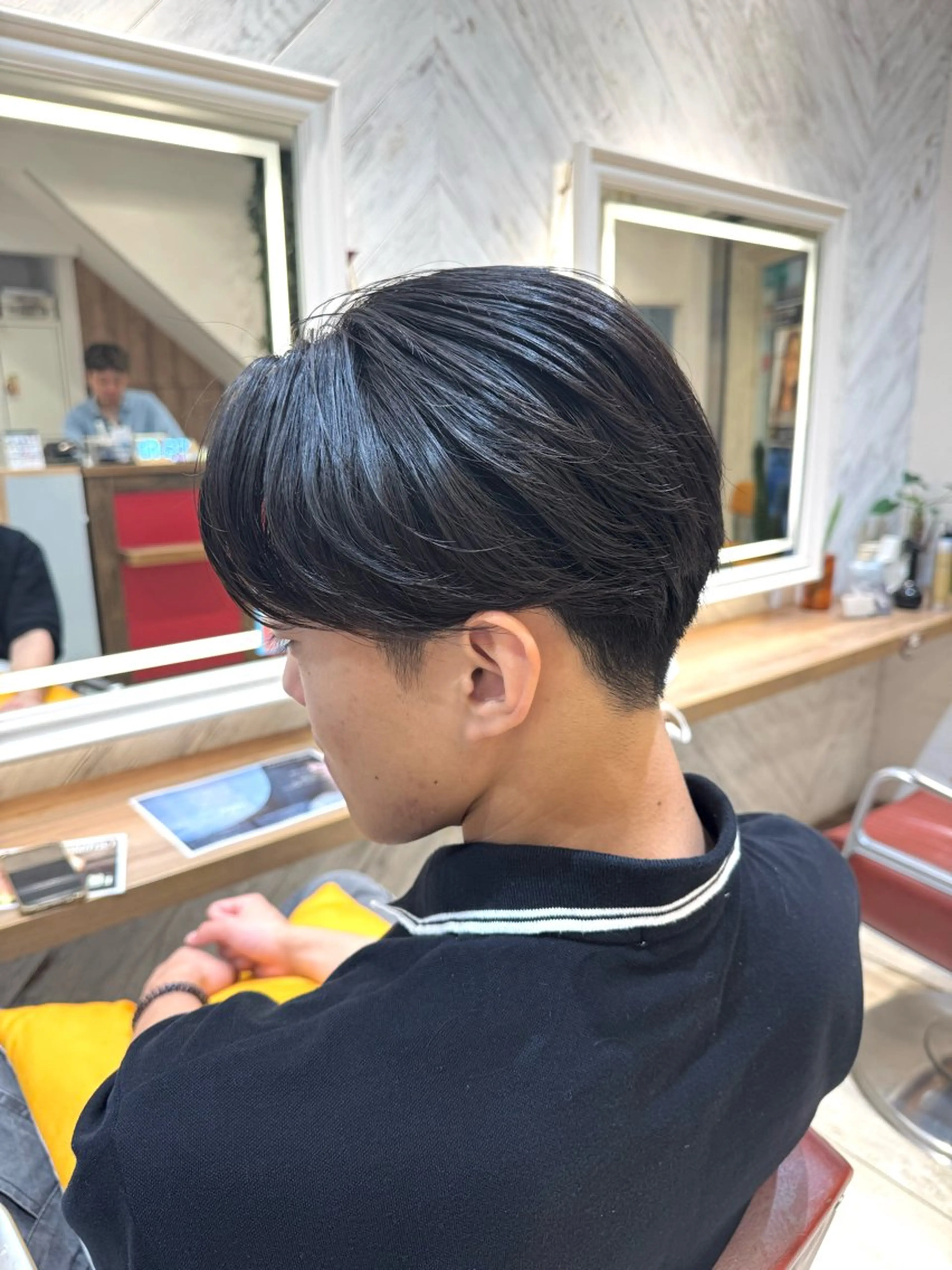 メンズ 横浜｜韓国レイヤー｜ 暖色カラー｜まなとのヘアスタイル