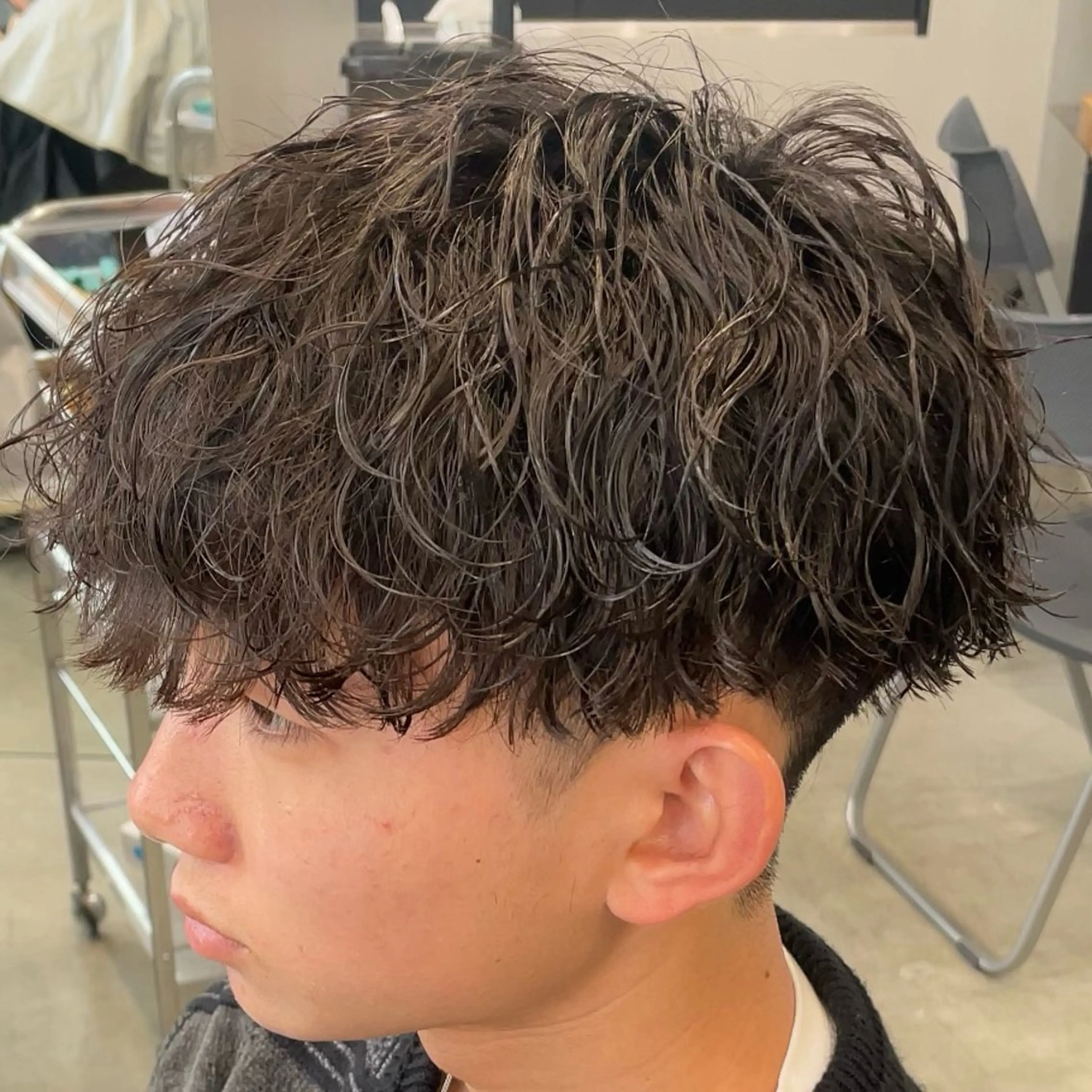 ミディアム パーマ ヘアアレンジ メンズ カット パーマ fifth 石川 凪のヘアスタイル