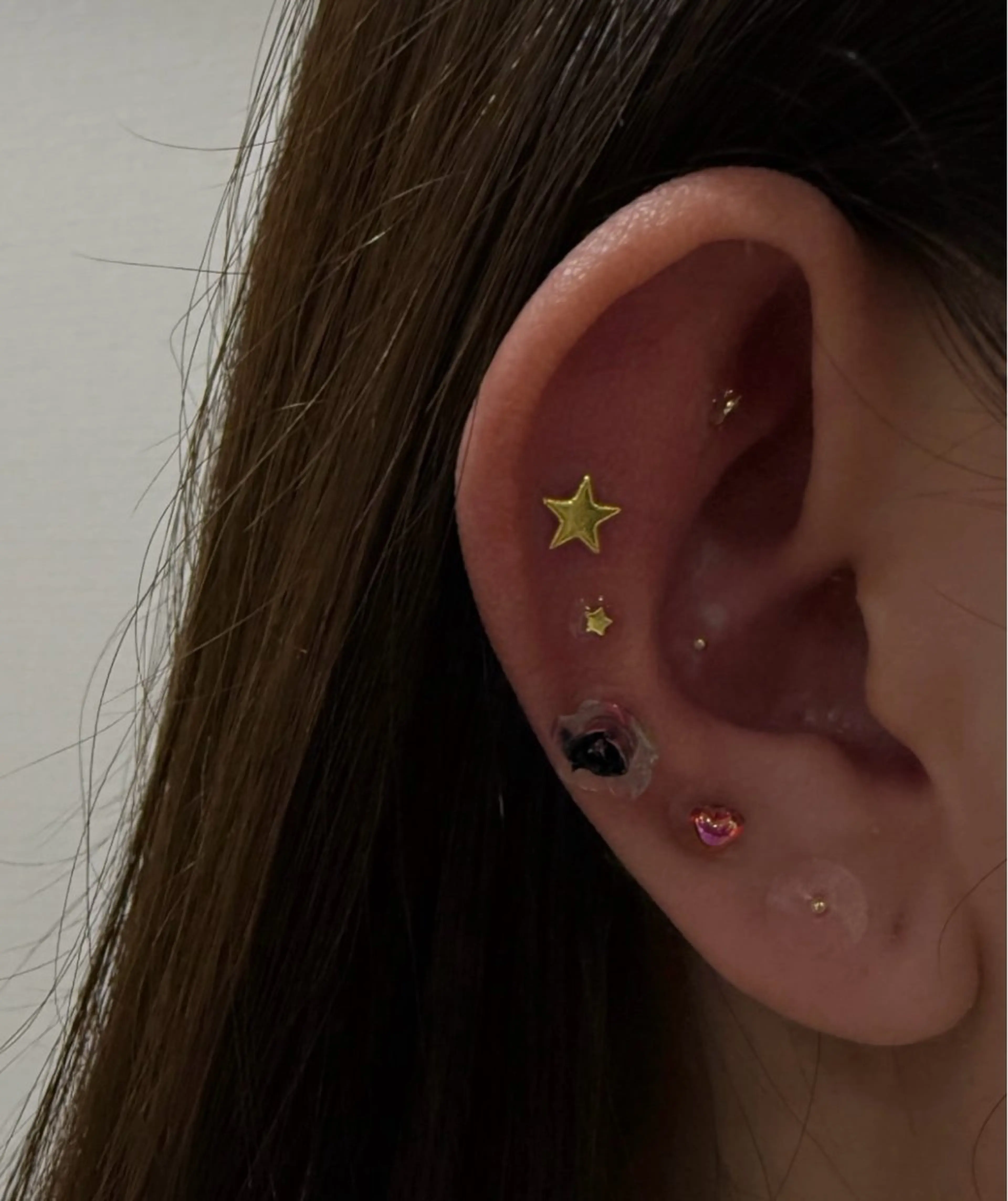 耳つぼジュエリー 浜松のエステ・リラクイメージ