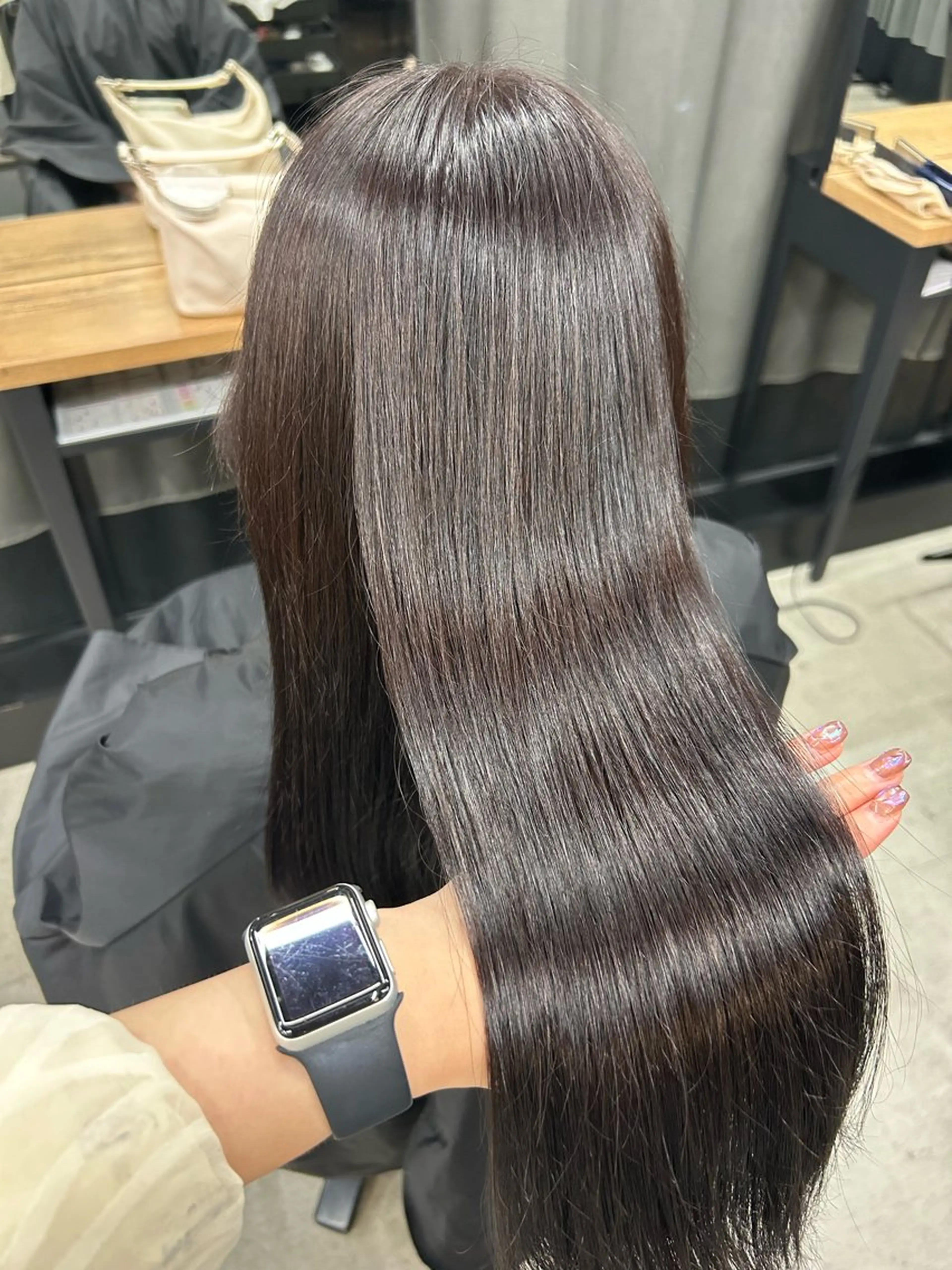 ミディアム 女性らしいモテヘア 韓国ヘアhikariのヘアスタイル