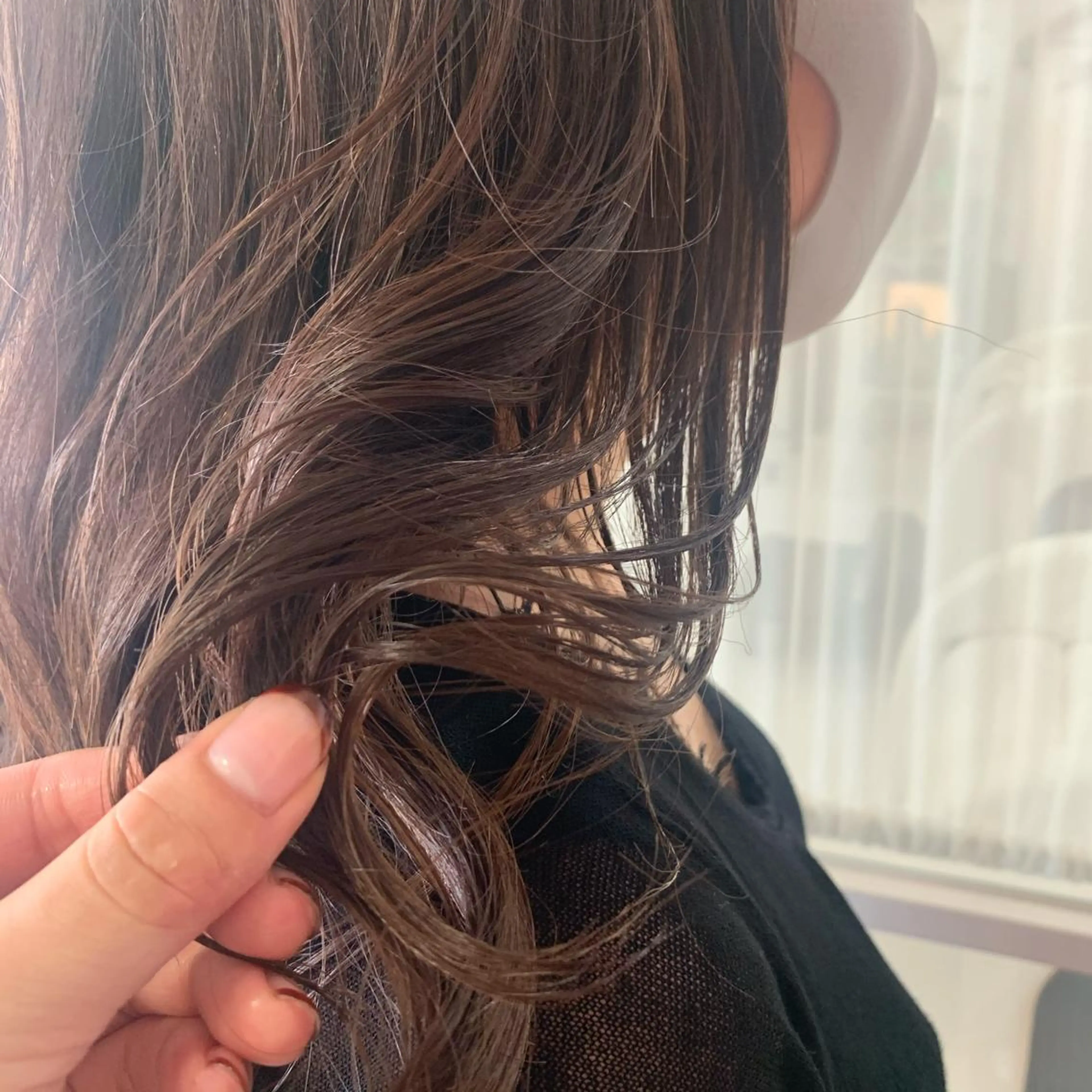 ロング カラー ブラウンカラー ヘアカラー 金田 ありさのヘアスタイル