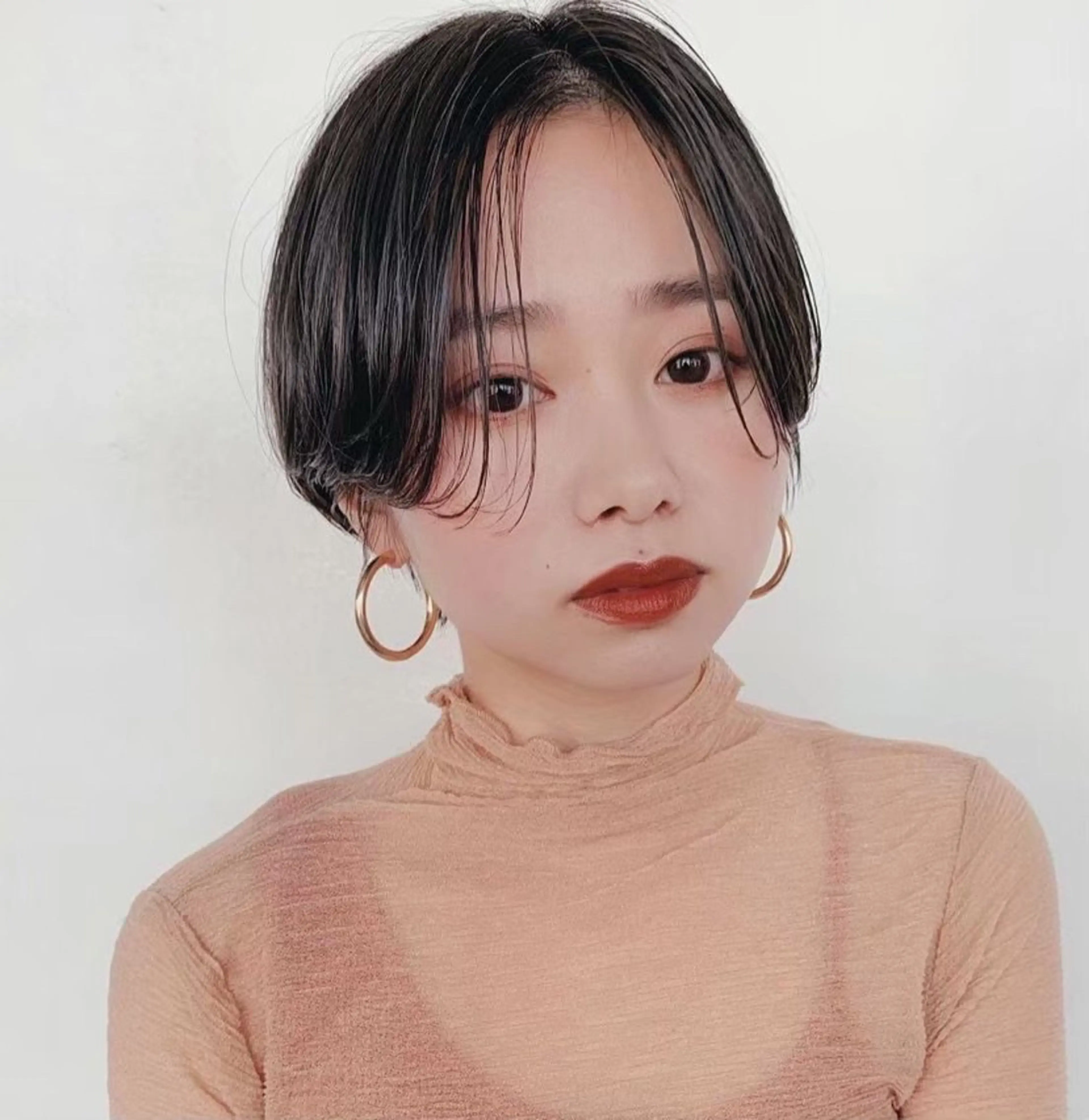 ショート ambleluxe 🌈透明感カラー中野のヘアスタイル