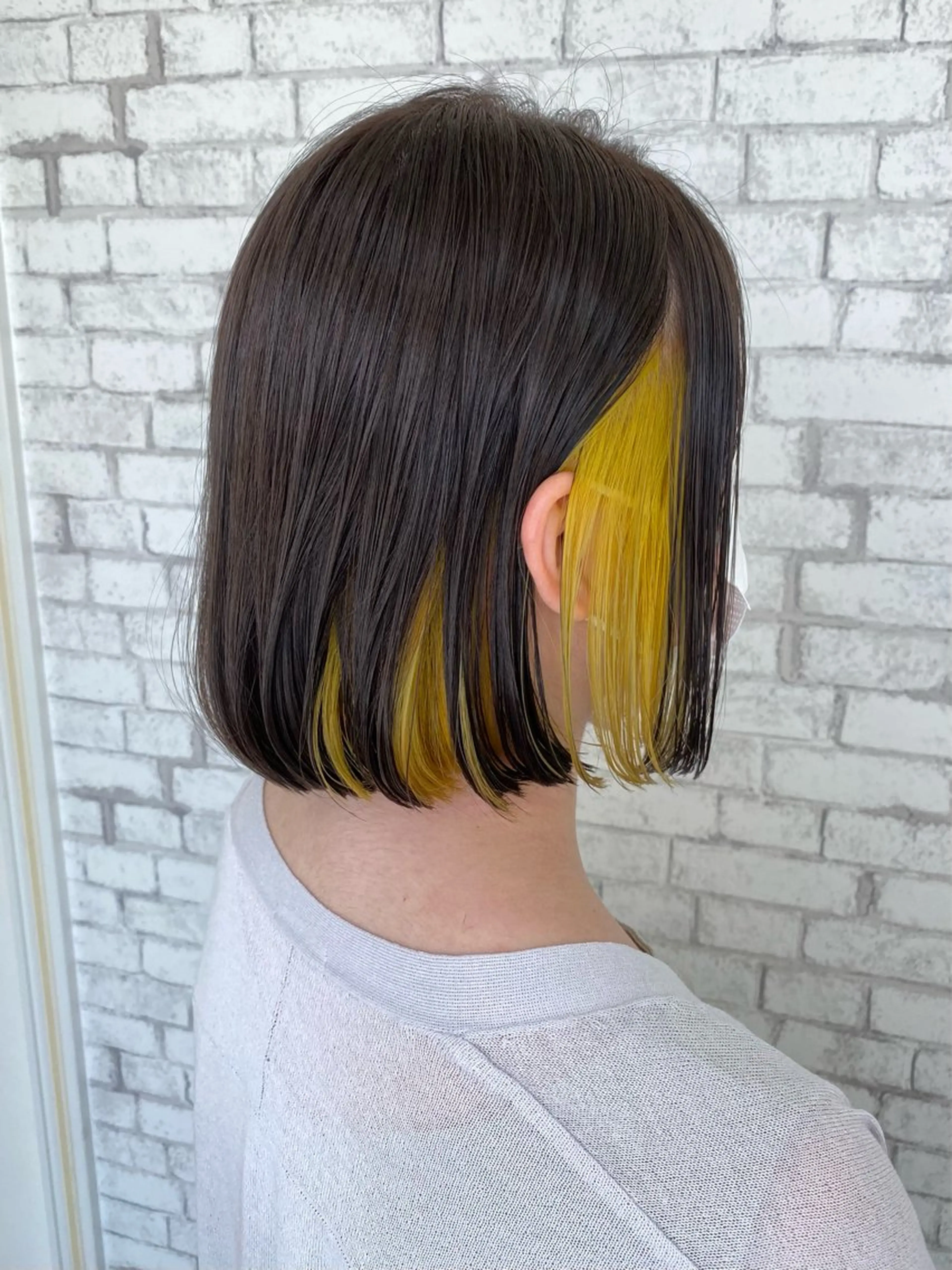ミディアム カラー インナーカラー ヘアカラー トリートメント VIRAL ヴァイラルのヘアスタイル