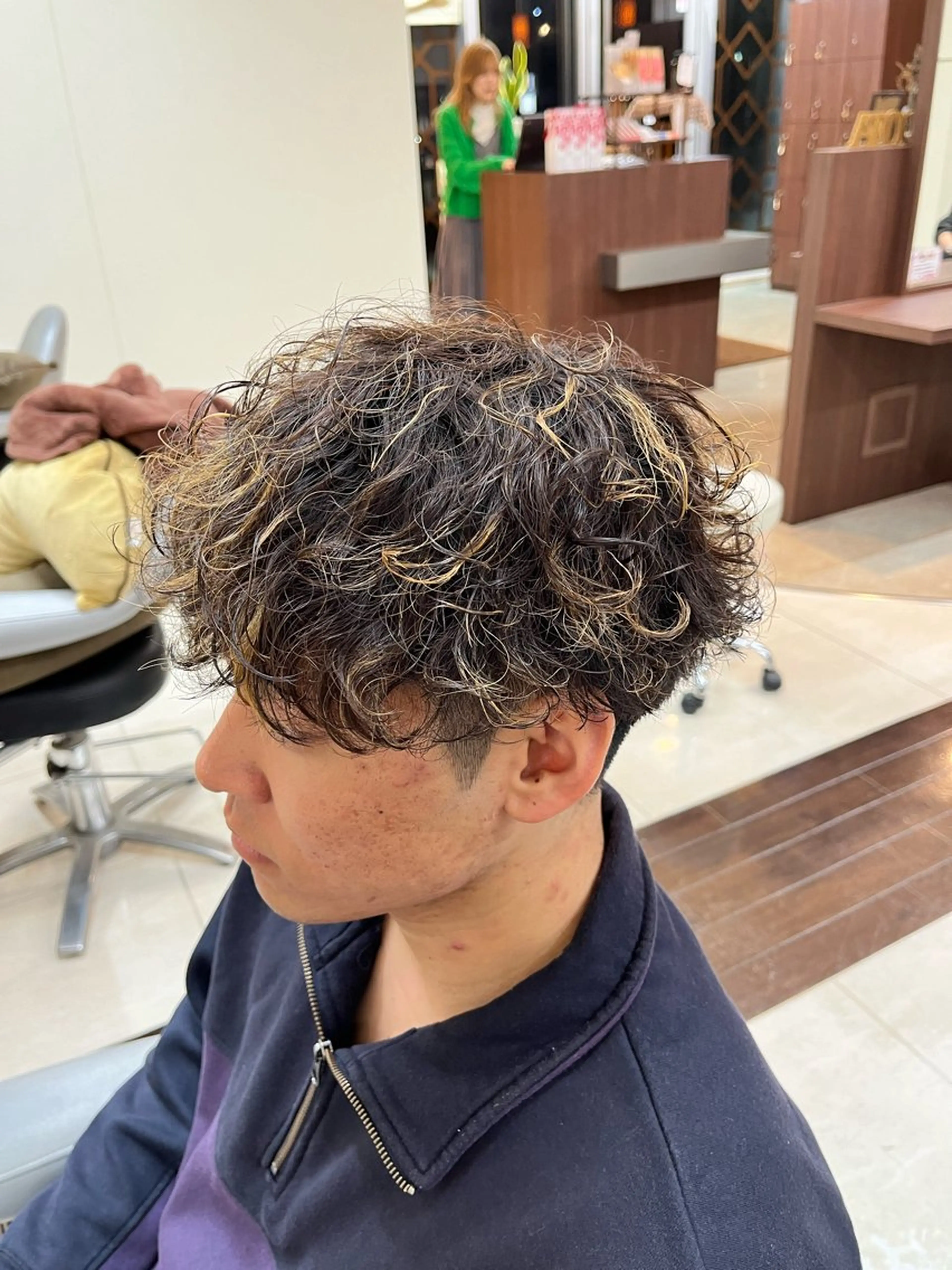 ショート パーマ メンズ マッシュ メンズパーマ 刈り上げ 🧊メンズ特化🧊 高木航希のヘアスタイル