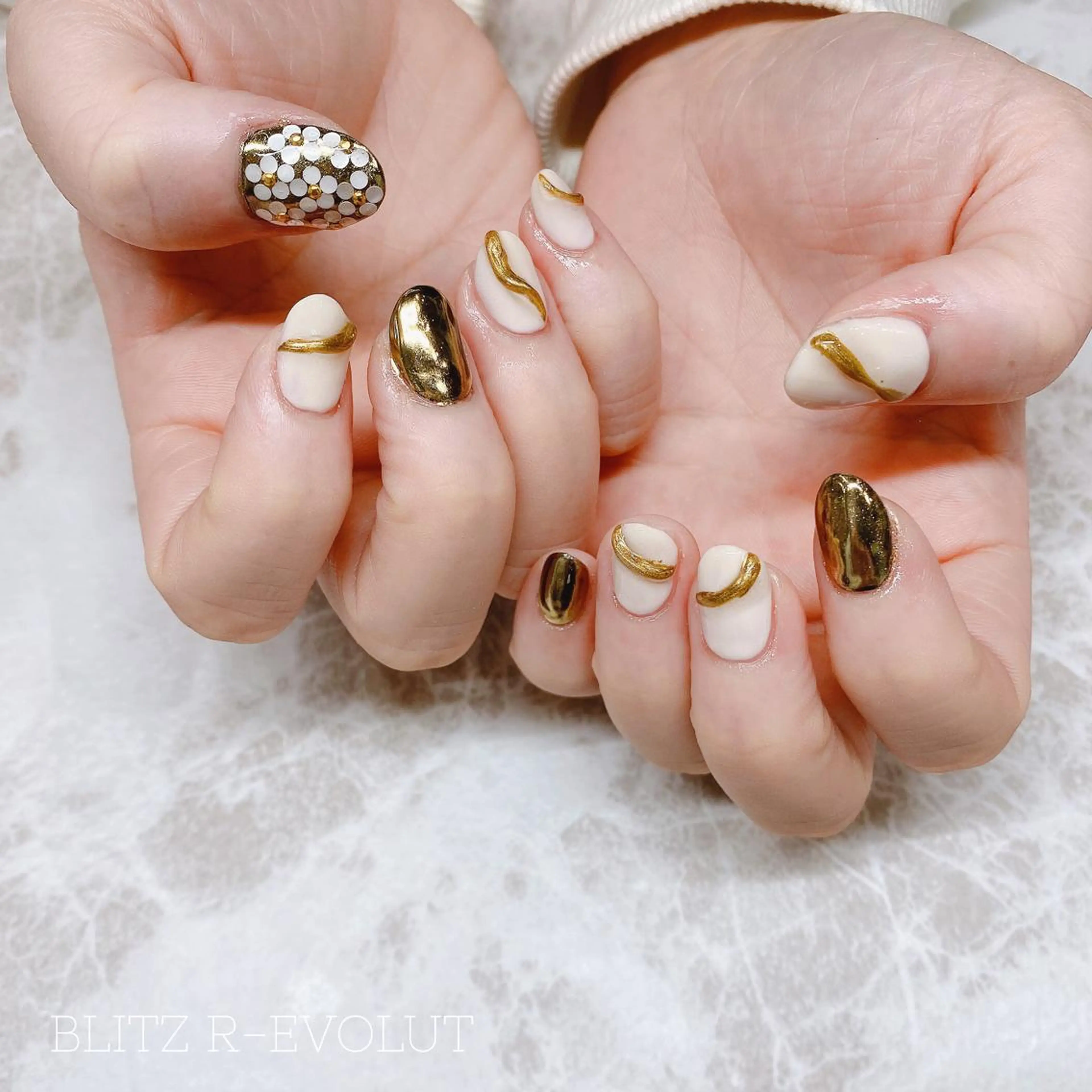 ネイル ☁️BLITZ 🎀笠原雪音🎀のネイルデザイン