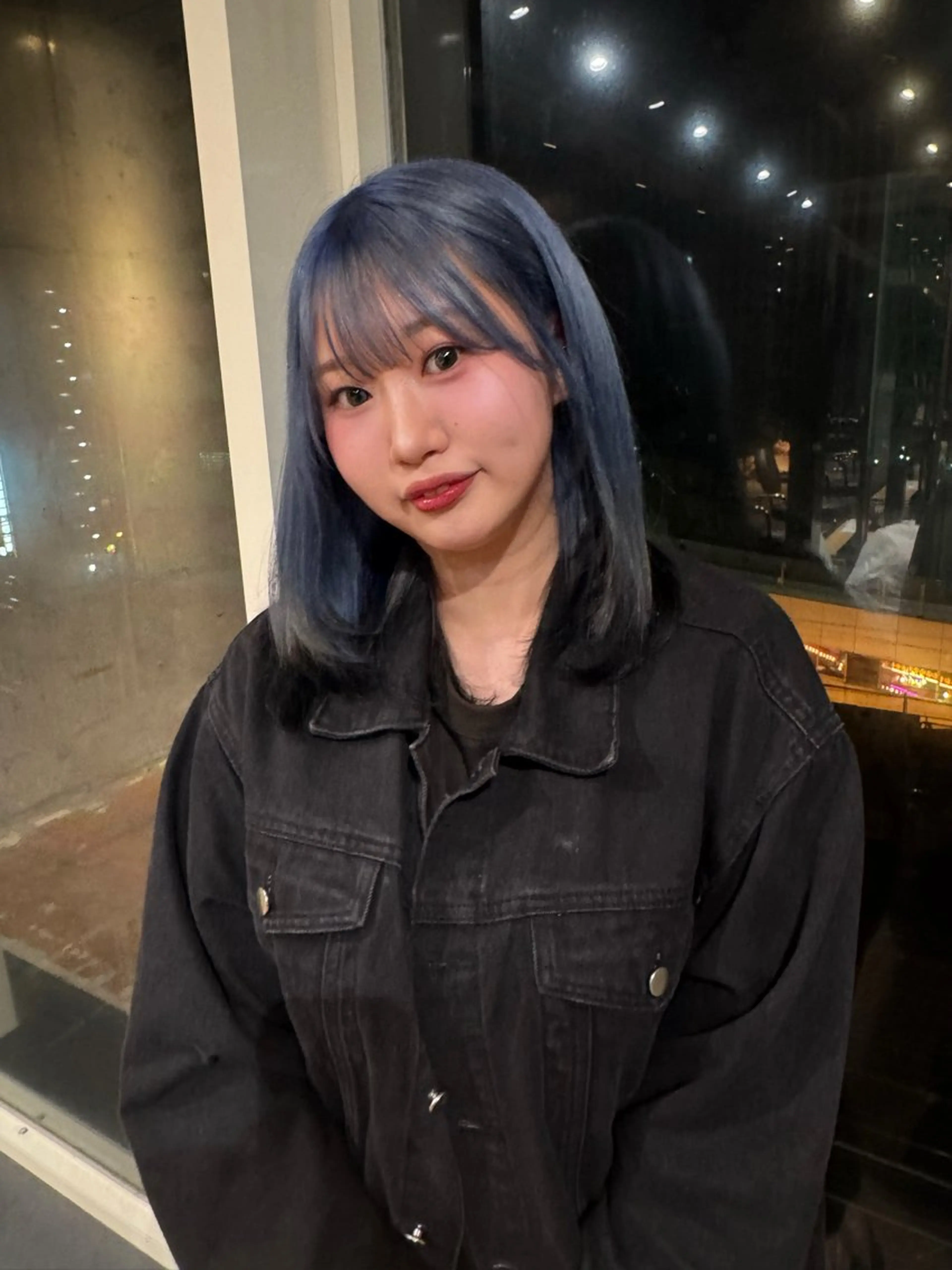 カラー ブリーチ/透明感 カラー🖤🪽みさきのヘアスタイル