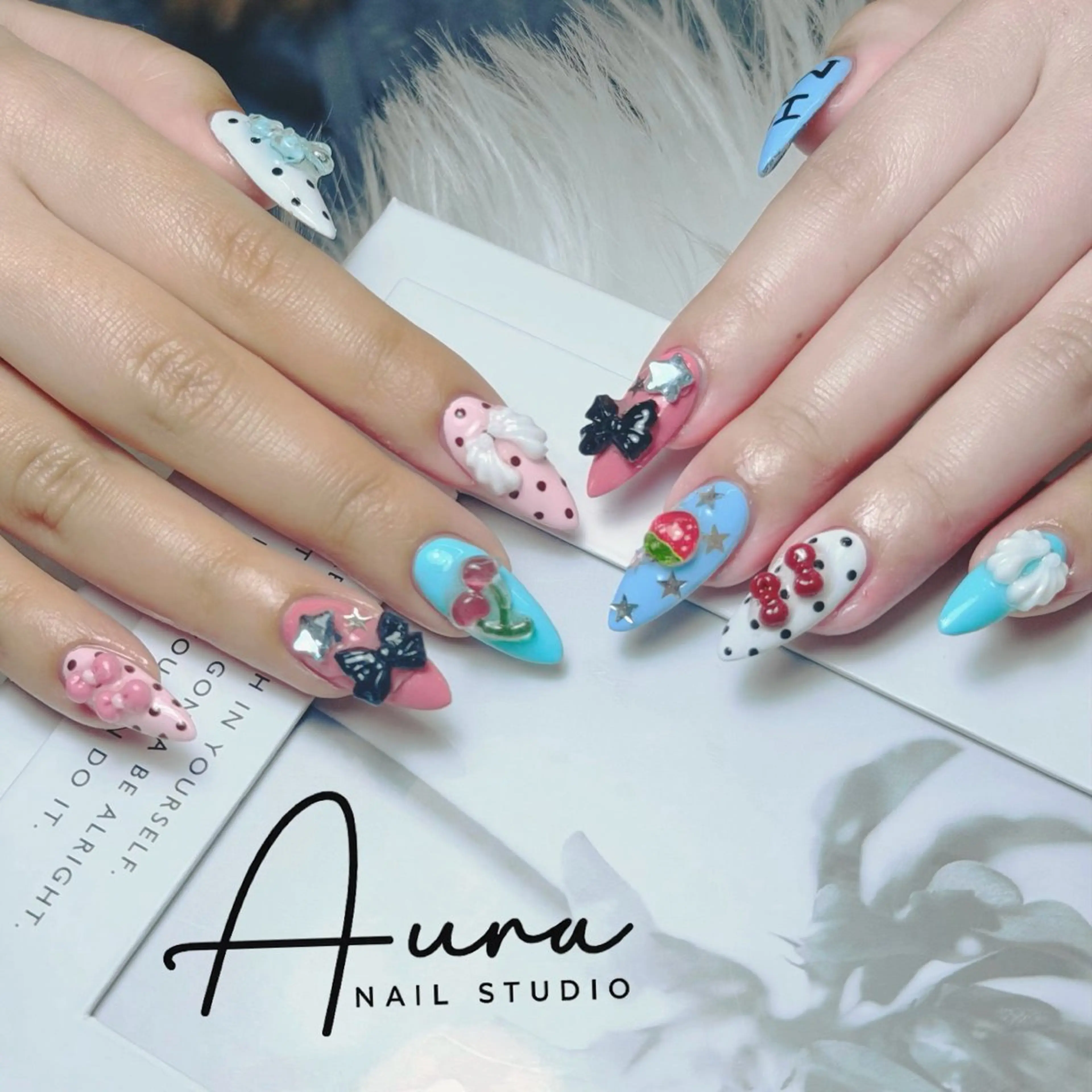 ネイル ハンドネイル Aura Nail Studioのネイルデザイン