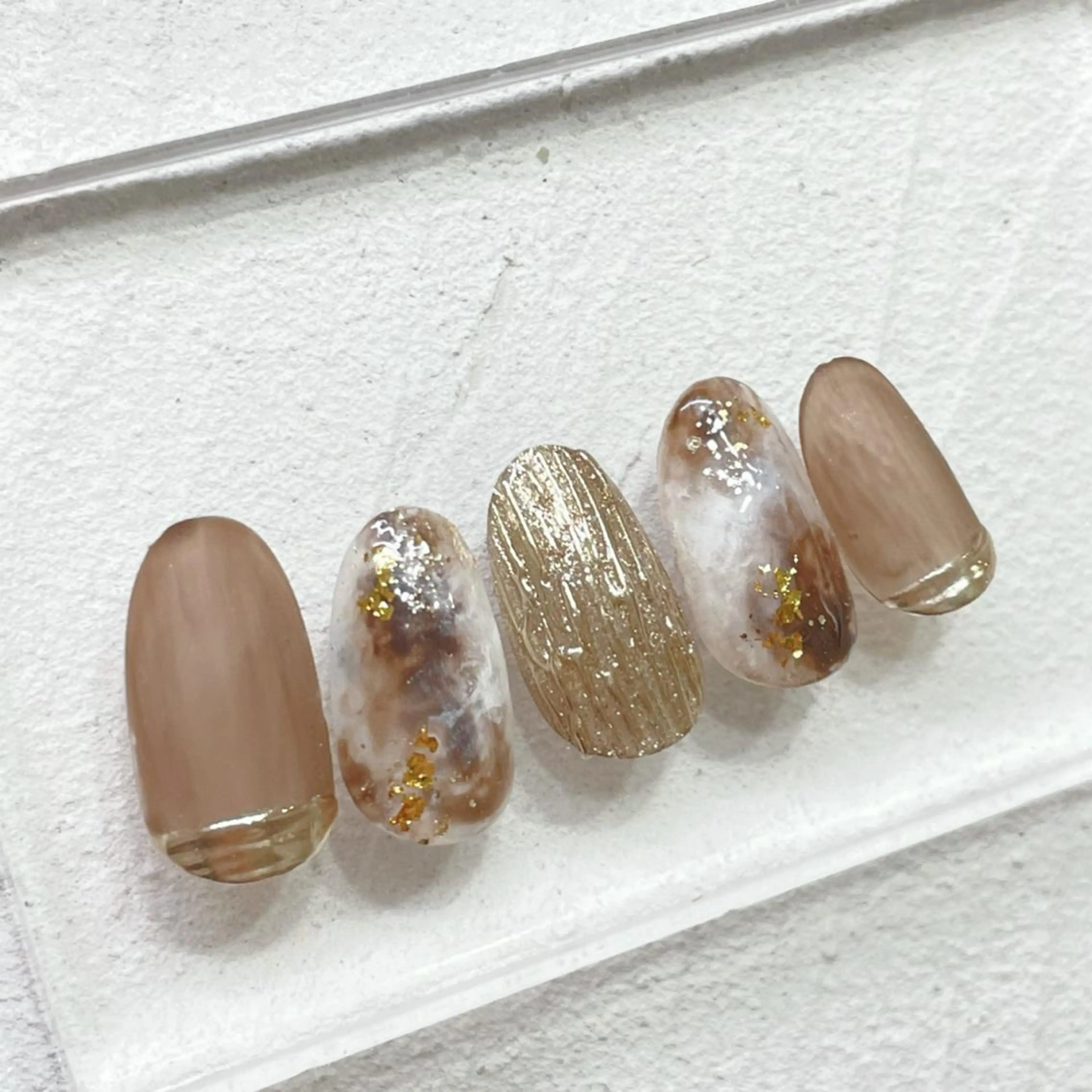 ミディアム Lety total beautyのネイルデザイン