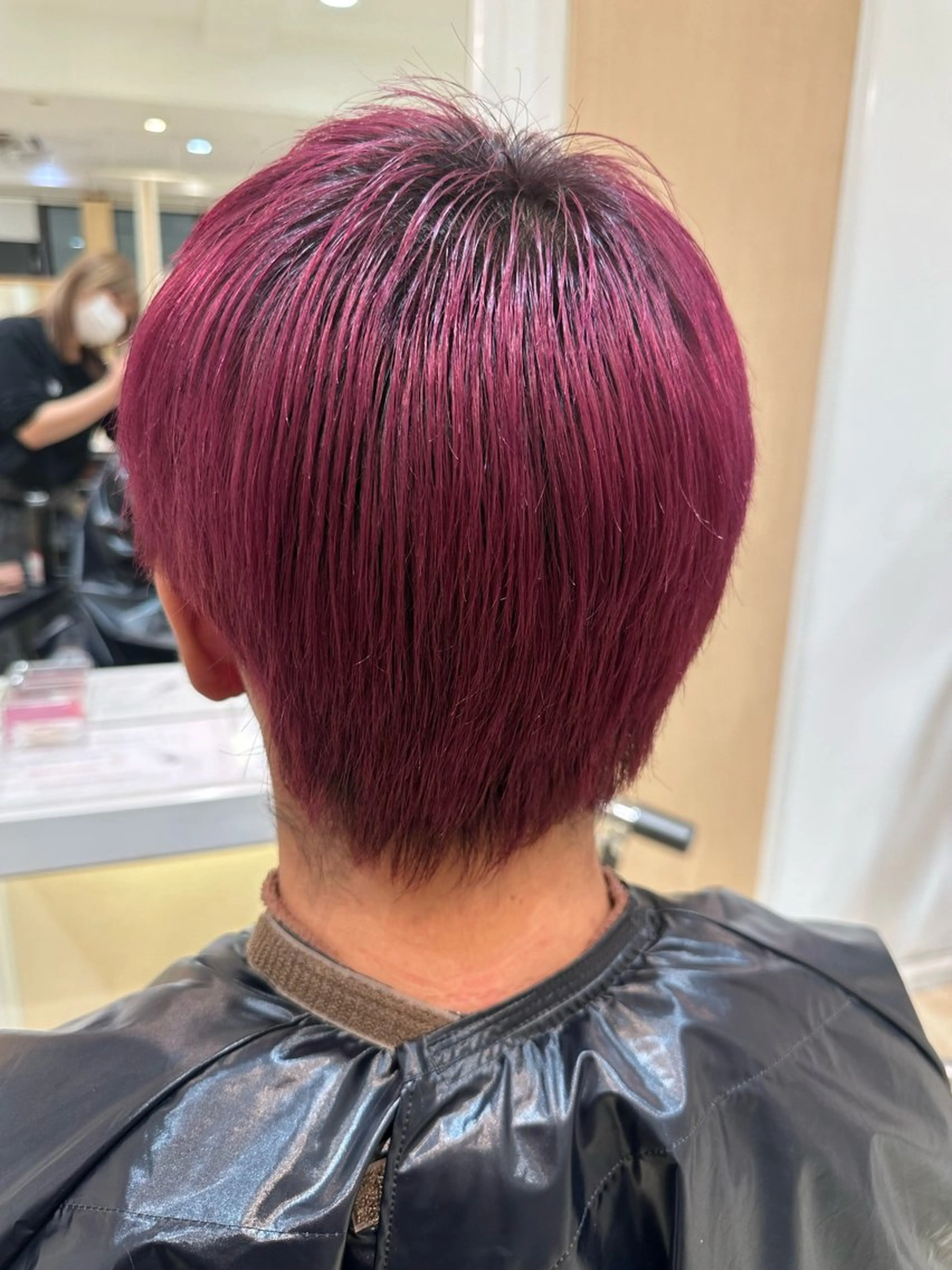 カラー 🌙Ash中目黒 RENAのヘアスタイル