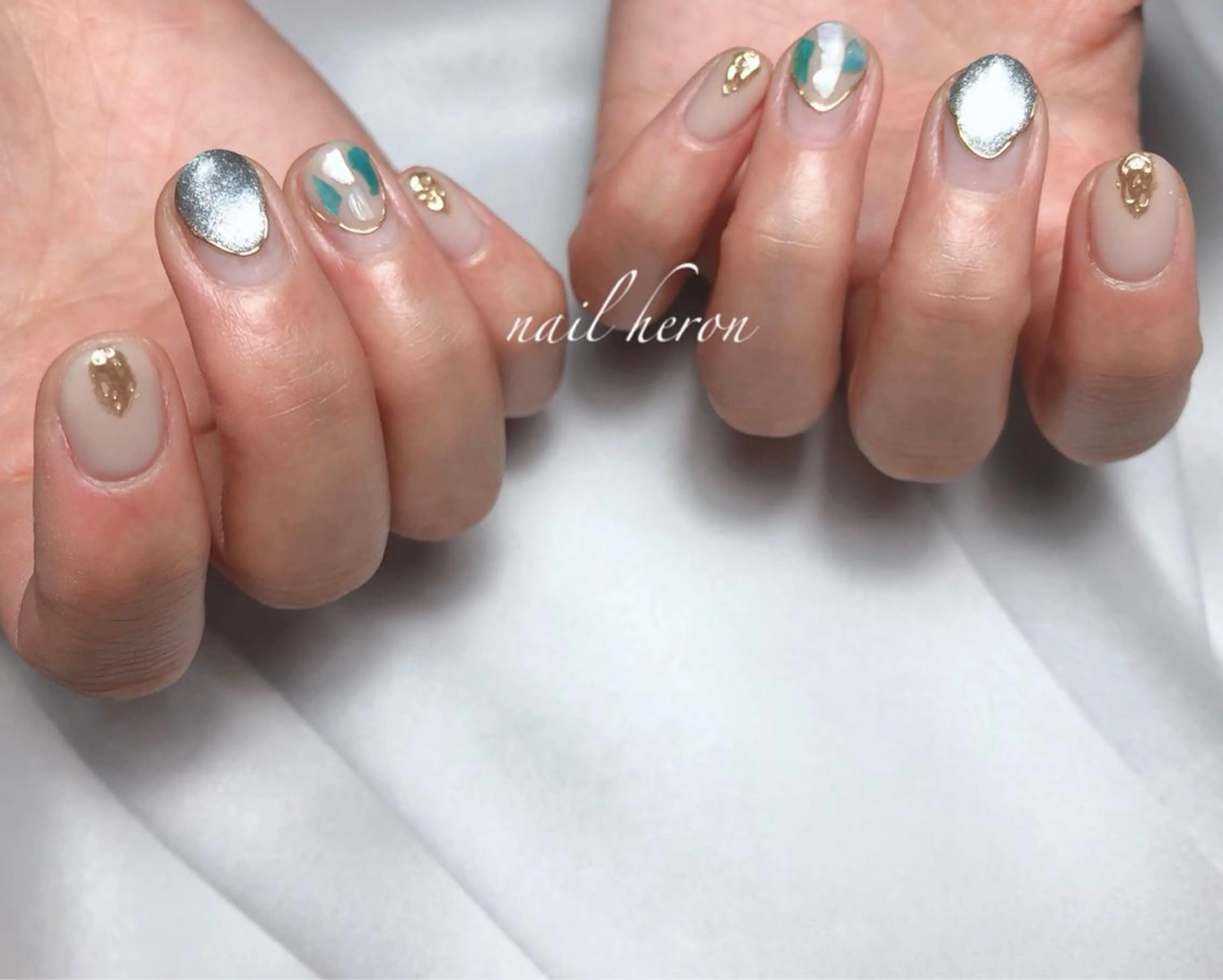 ネイル 夏ネイル ハンドネイル saki_ nail heronのネイルデザイン