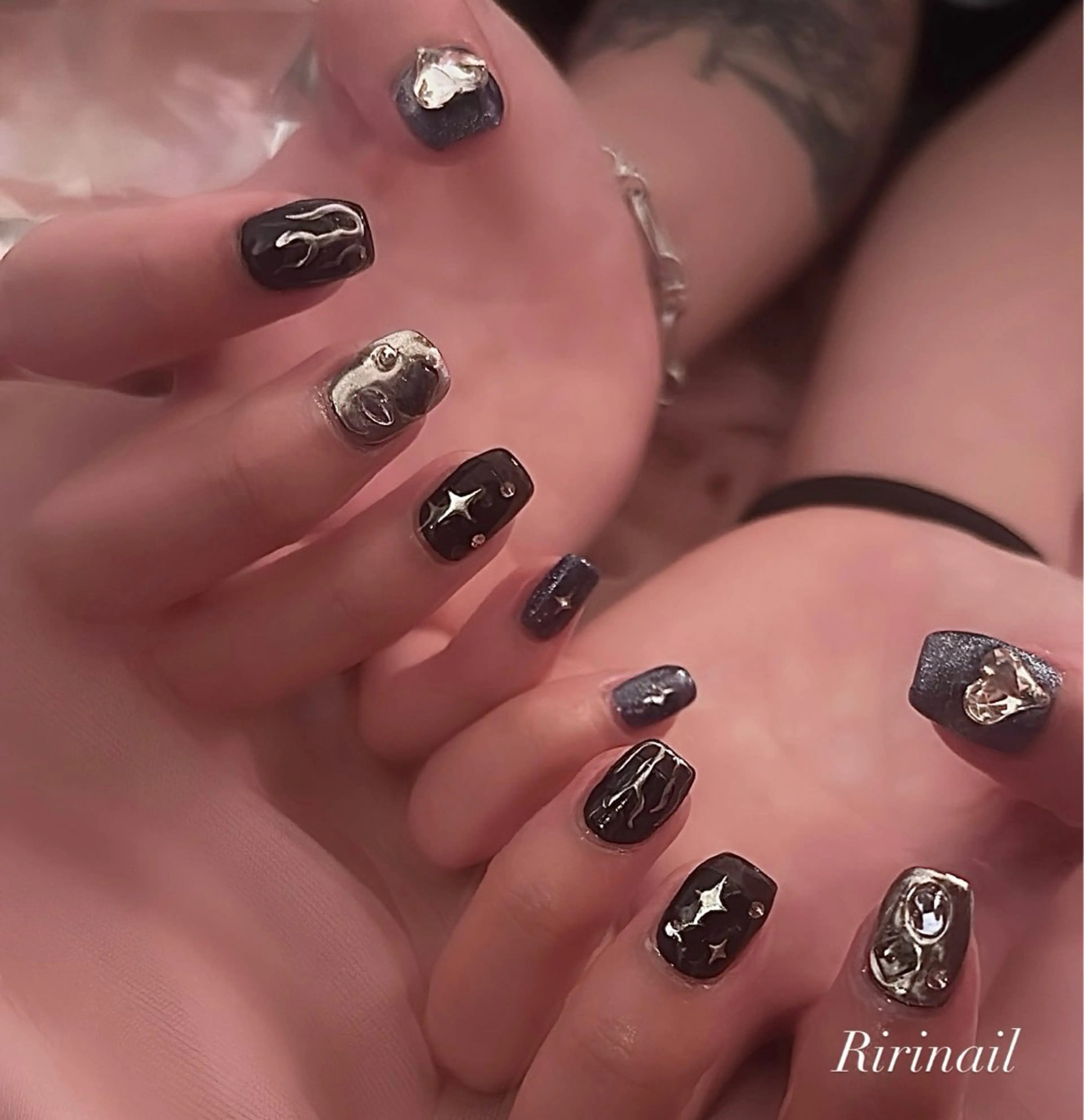 ネイル ハンドネイル 𝐁𝐞𝐥𝐥 𝐦𝐞のネイルデザイン