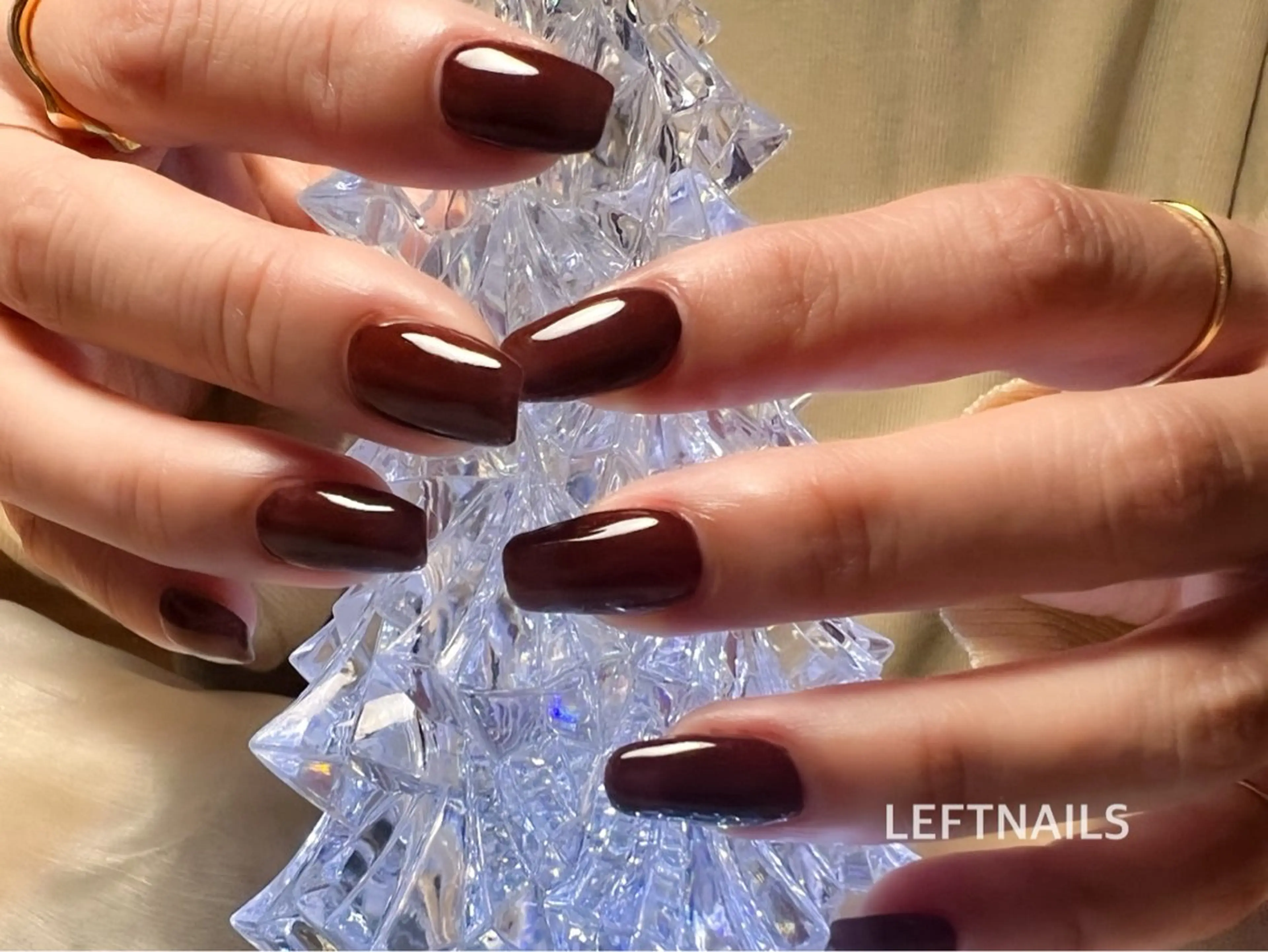 ネイル ボルドー ワンカラーネイル LEFTNAILS フィルインニュアンスのネイルデザイン