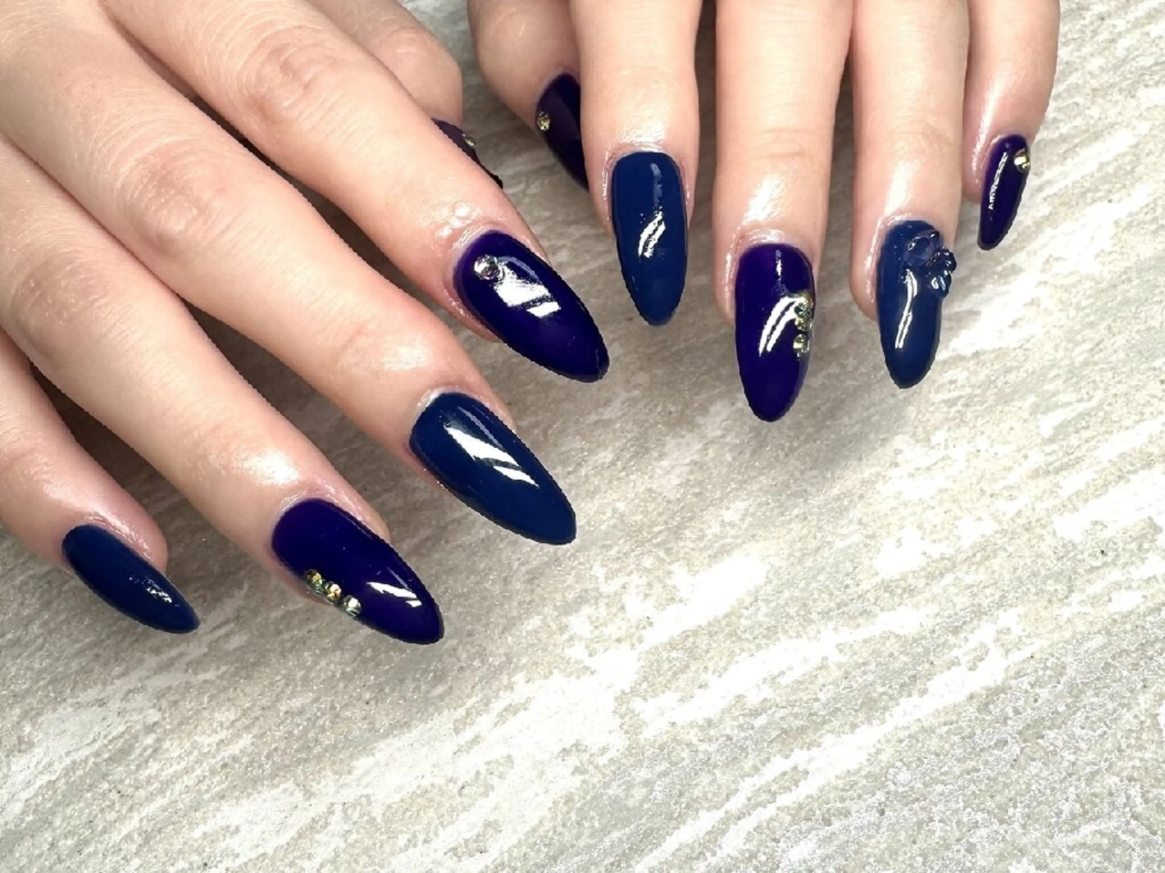 ネイル ブルー パープル ハンドネイル JULIE NAILのネイルデザイン
