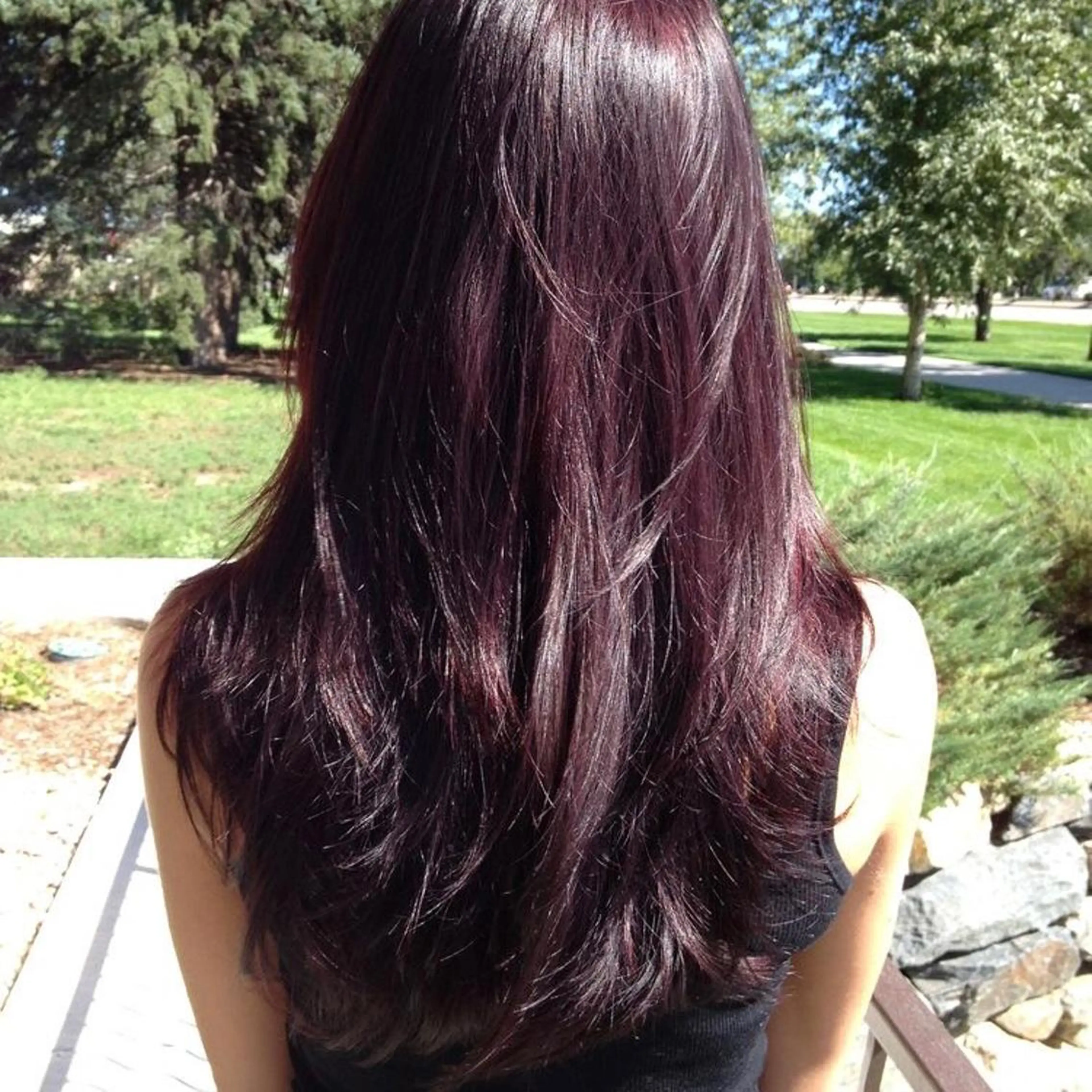 カラー nonoka オリーブ/レイヤーのヘアスタイル