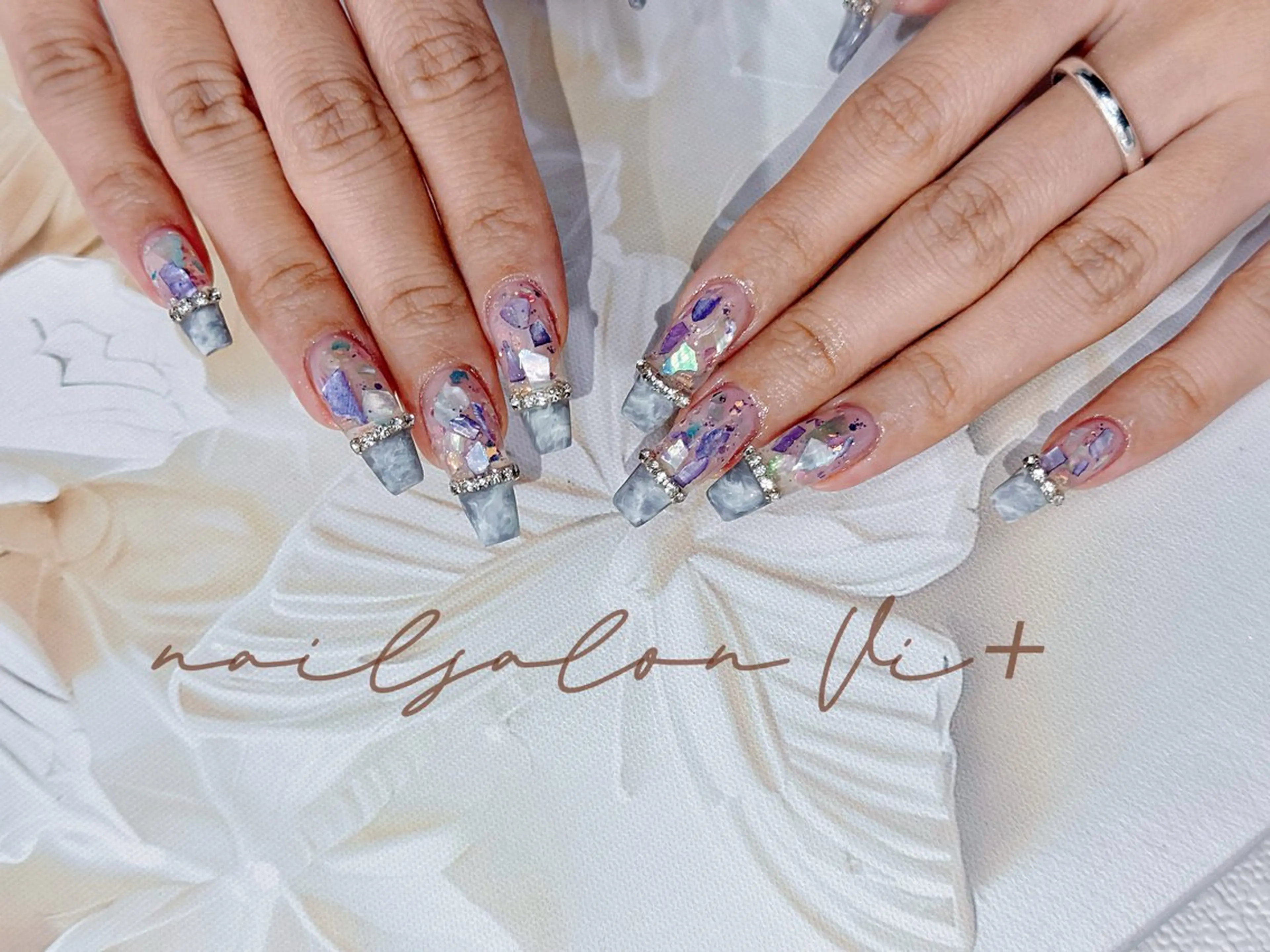 ネイル ハンドネイル ✨Nailsalon Vi+✨のネイルデザイン