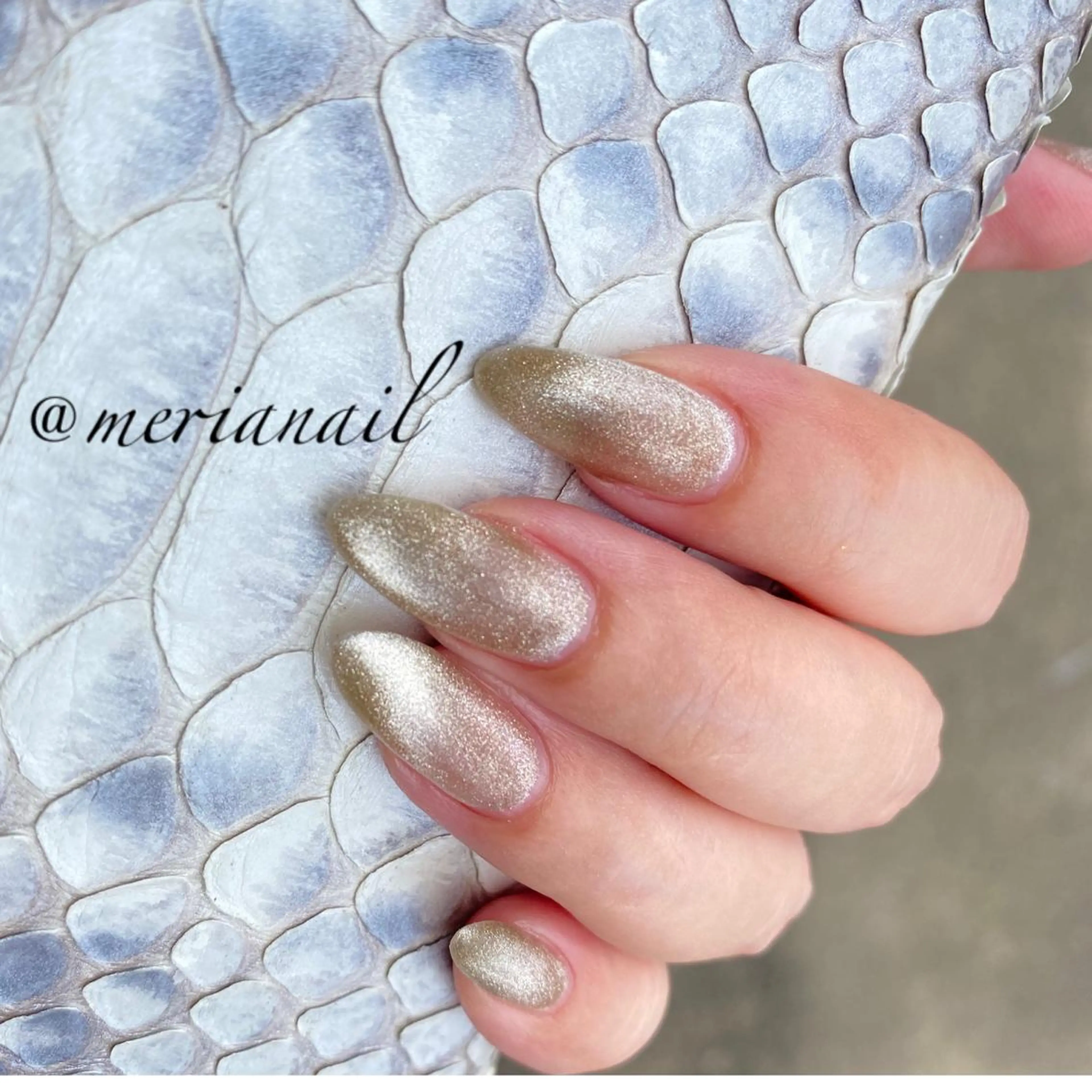 ショート カラー ネイル アイブロウ ハンドネイル INFINITY Sachiのネイルデザイン