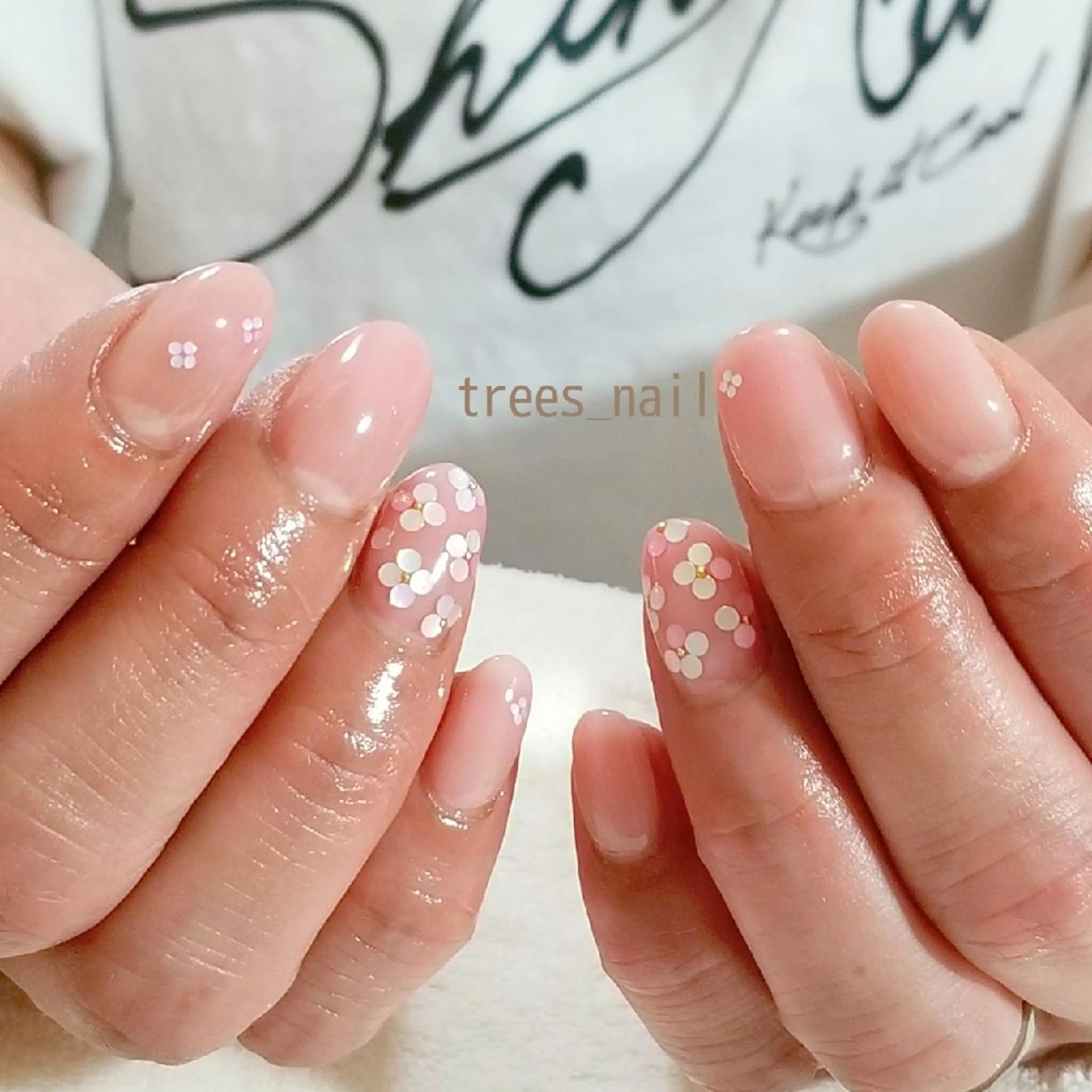 ネイル フラワーネイル グラデーション trees_ nailのネイルデザイン