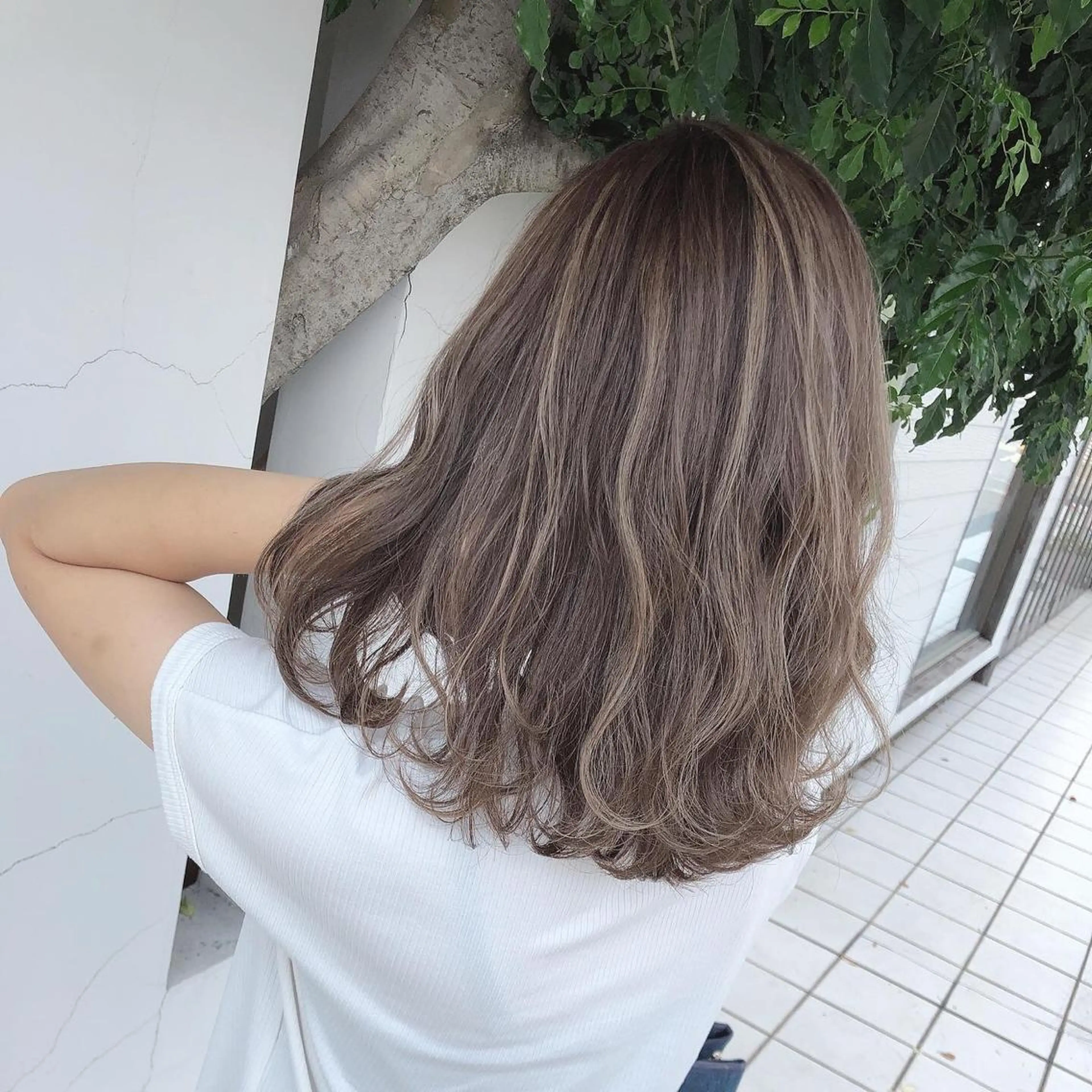 セミロング カラー カット ヘアカラー トリートメント 具志 正太のヘアスタイル