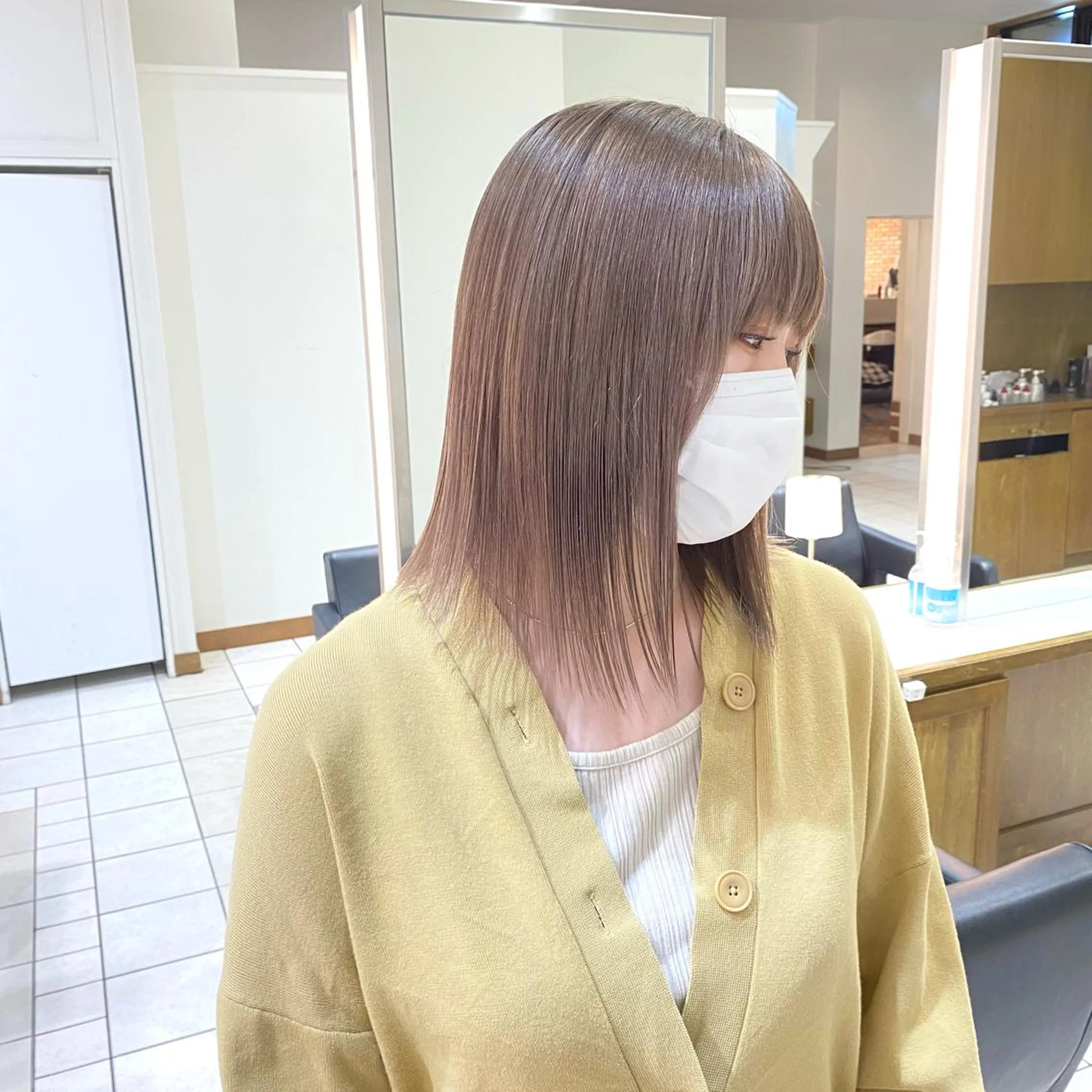 ミディアム カラー ヘアアレンジ カット ヘアカラー トリートメント ハイトーンカラー🌈 メンズパーマ鈴木康平のヘアスタイル