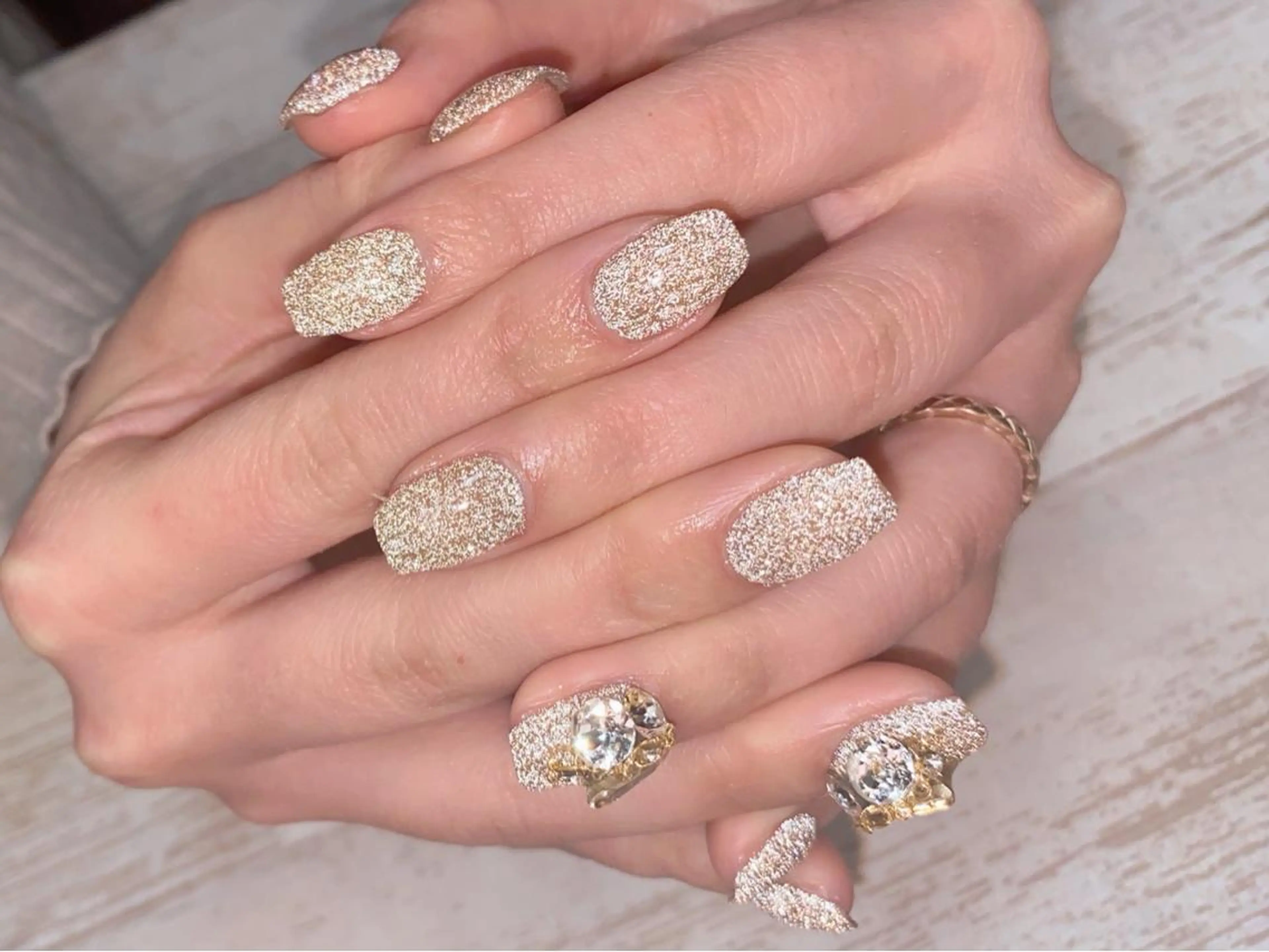 ネイル LINOAH所属・LINOAH NAILのネイルデザイン