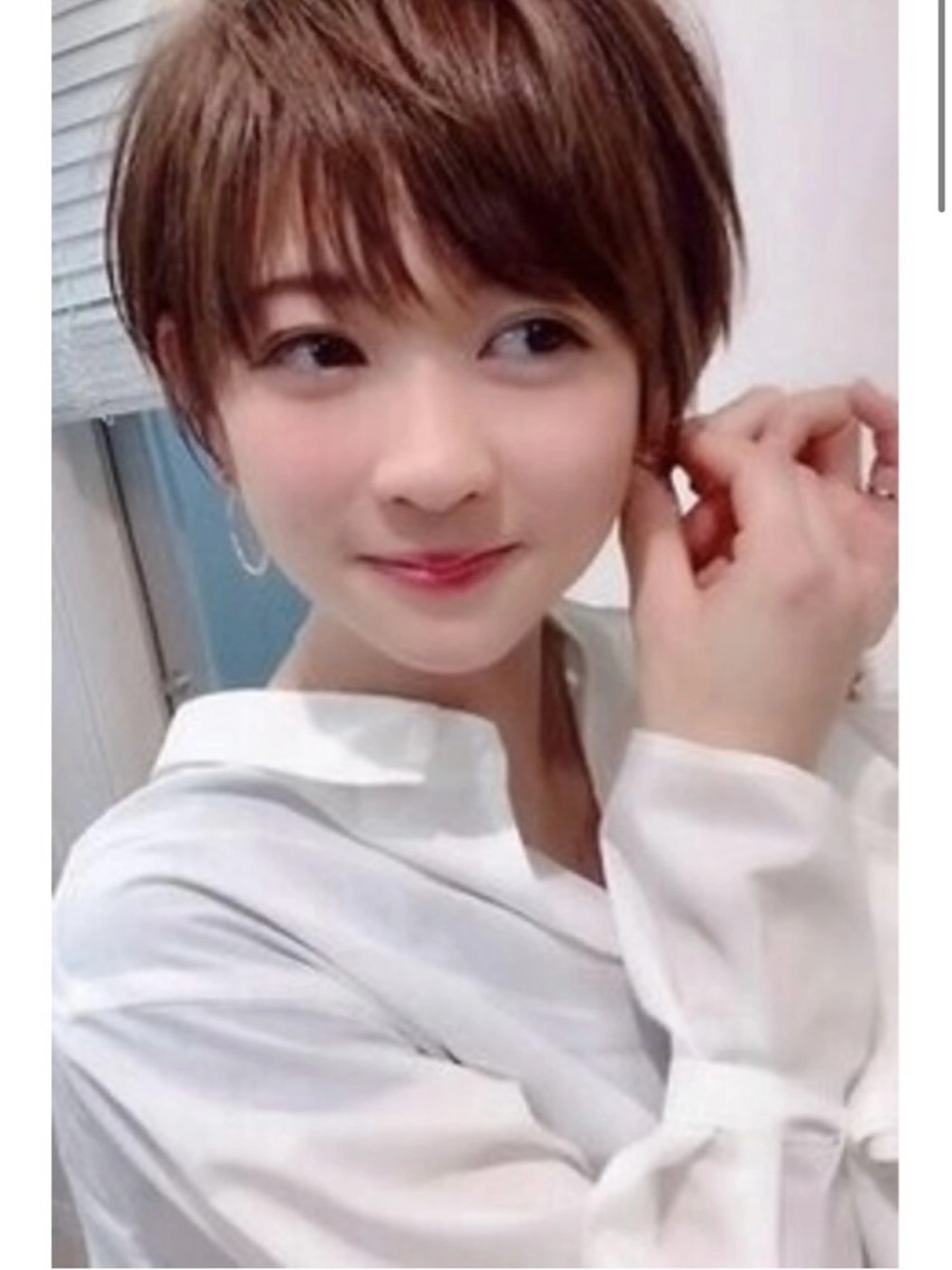 ショート カラー 小顔カット カット ヘアカラー トリートメント 白髪ぼかし/メイク 40代以上の女性限定のヘアスタイル