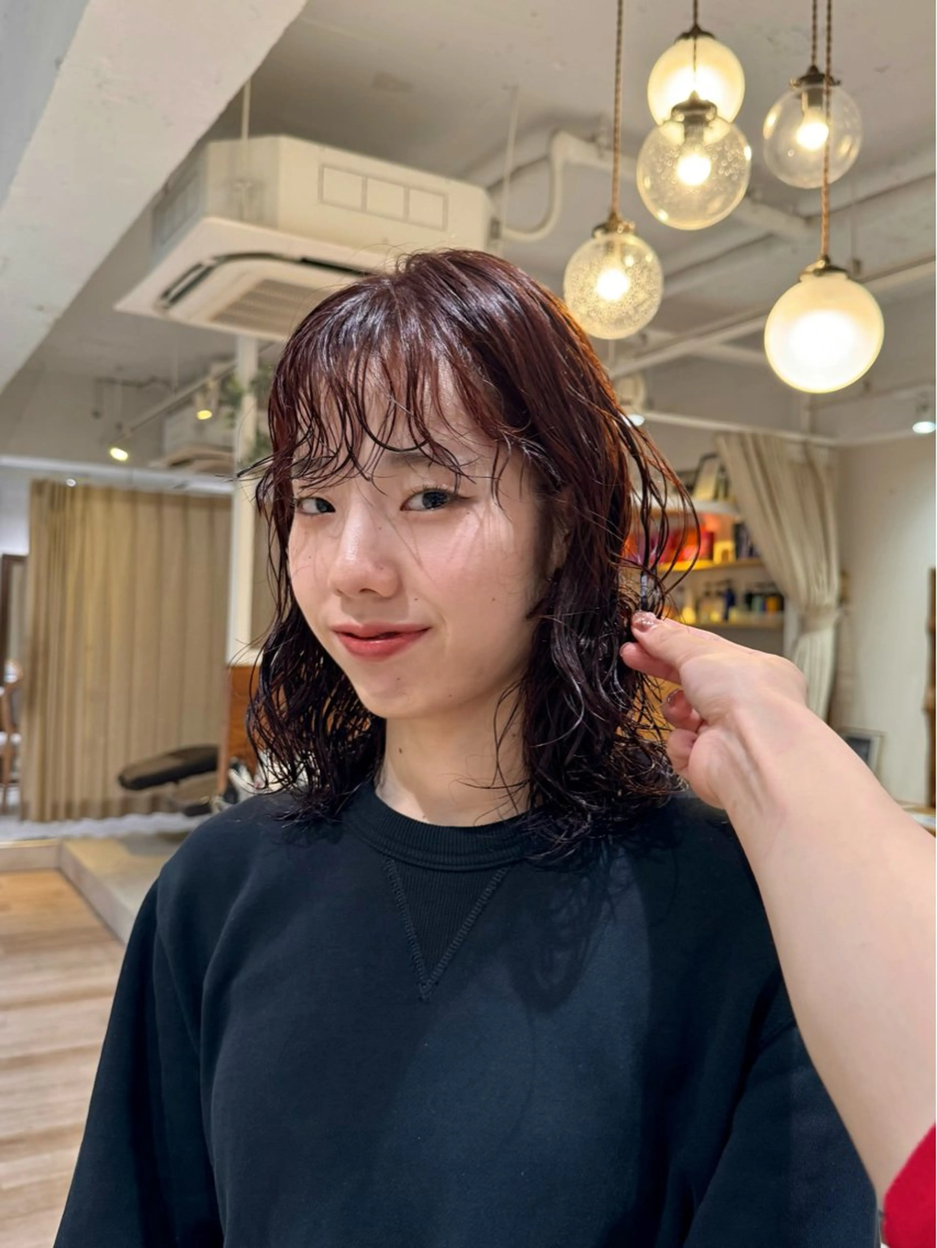 ミディアム パーマ ミディアムパーマ ニュアンスパーマ スパイラルパーマ パーマ 𝙎𝙚𝙞𝙧𝙖 ☆カット/パーマのヘアスタイル