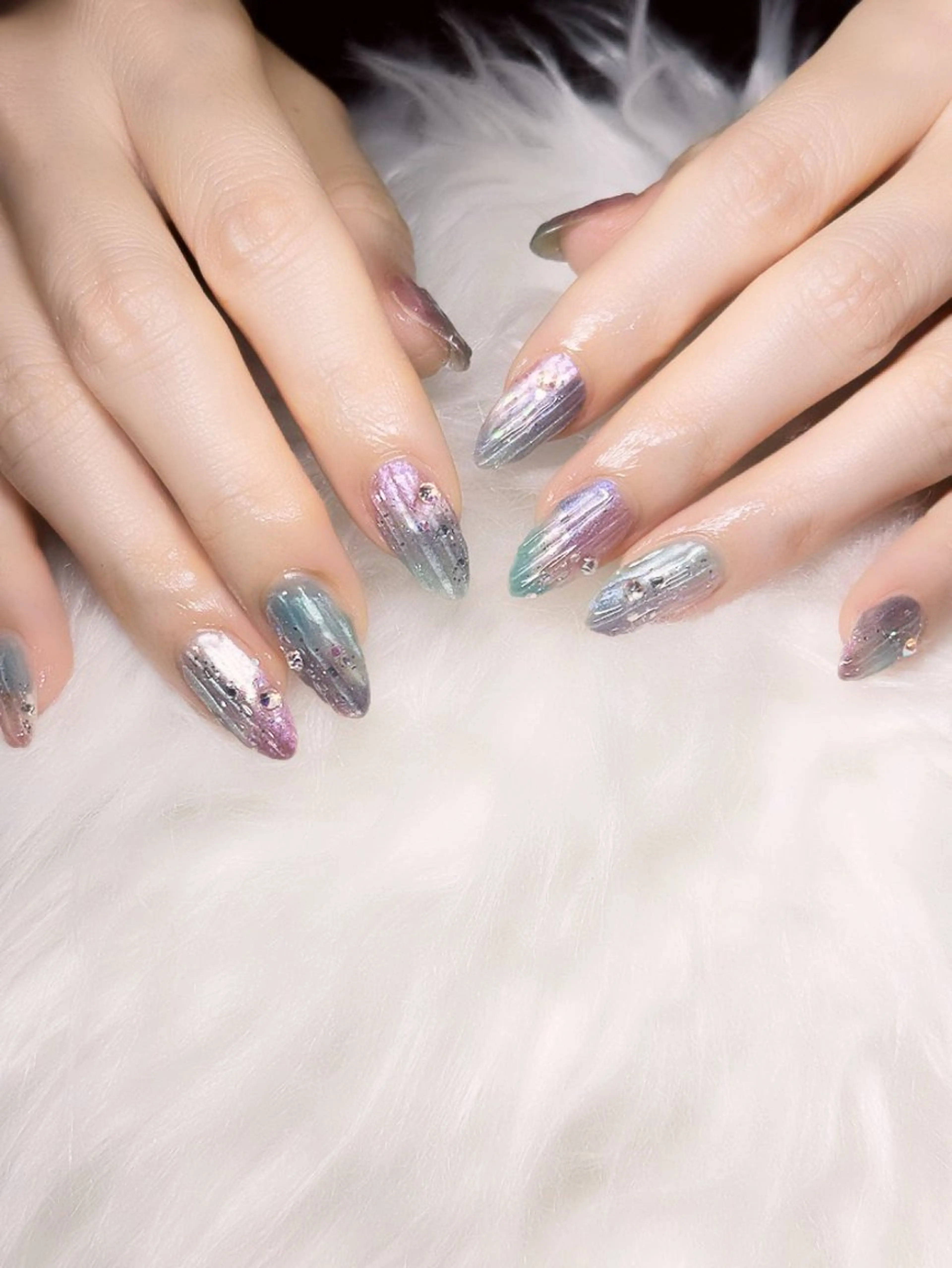 ネイル 出張ネイル、スクール 凛のネイルデザイン