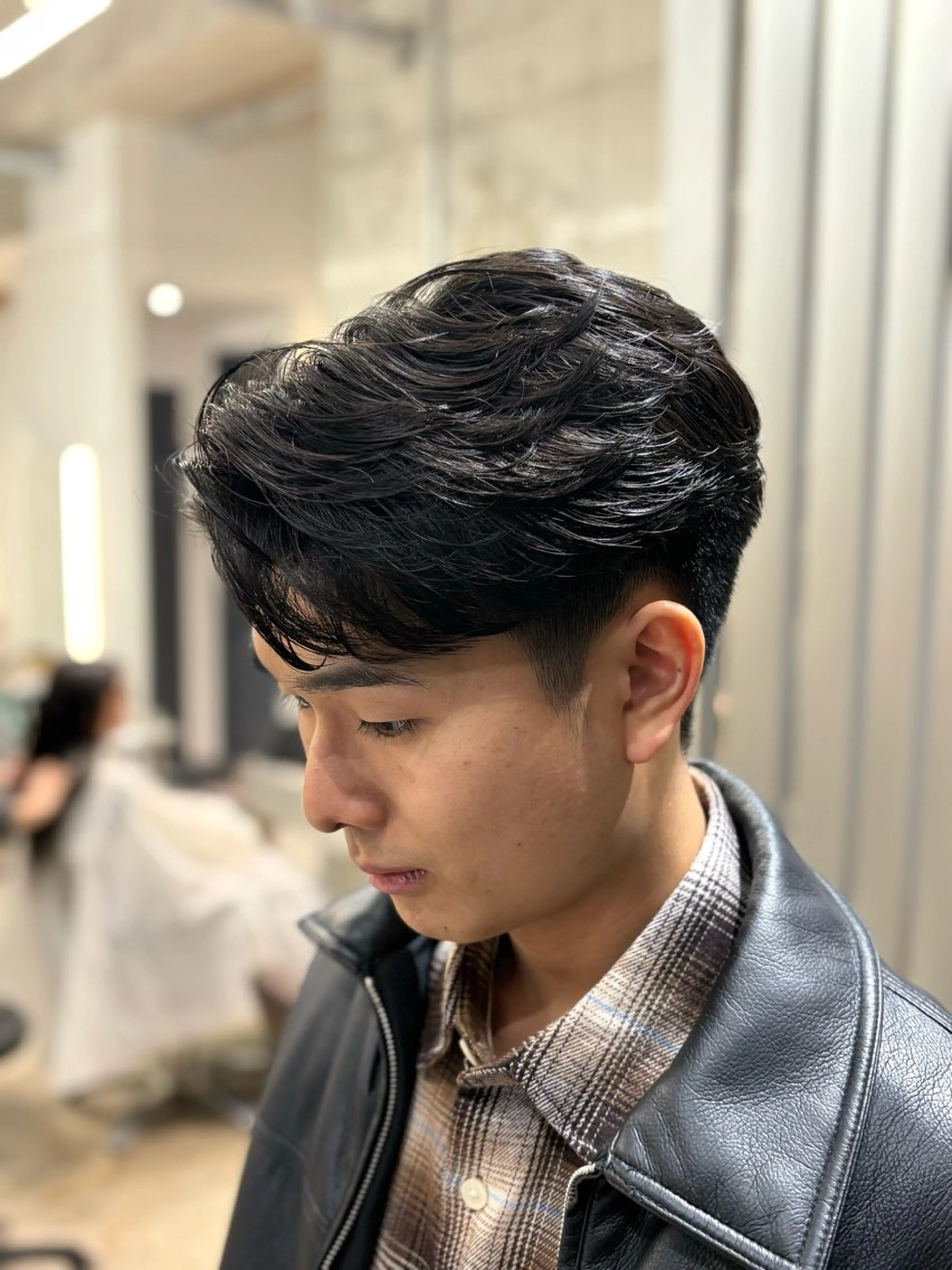 ショート パーマ メンズ ビジネス 縮毛矯正 カット パーマ 【メンズ縮毛矯正】 FILMS  軍司のヘアスタイル