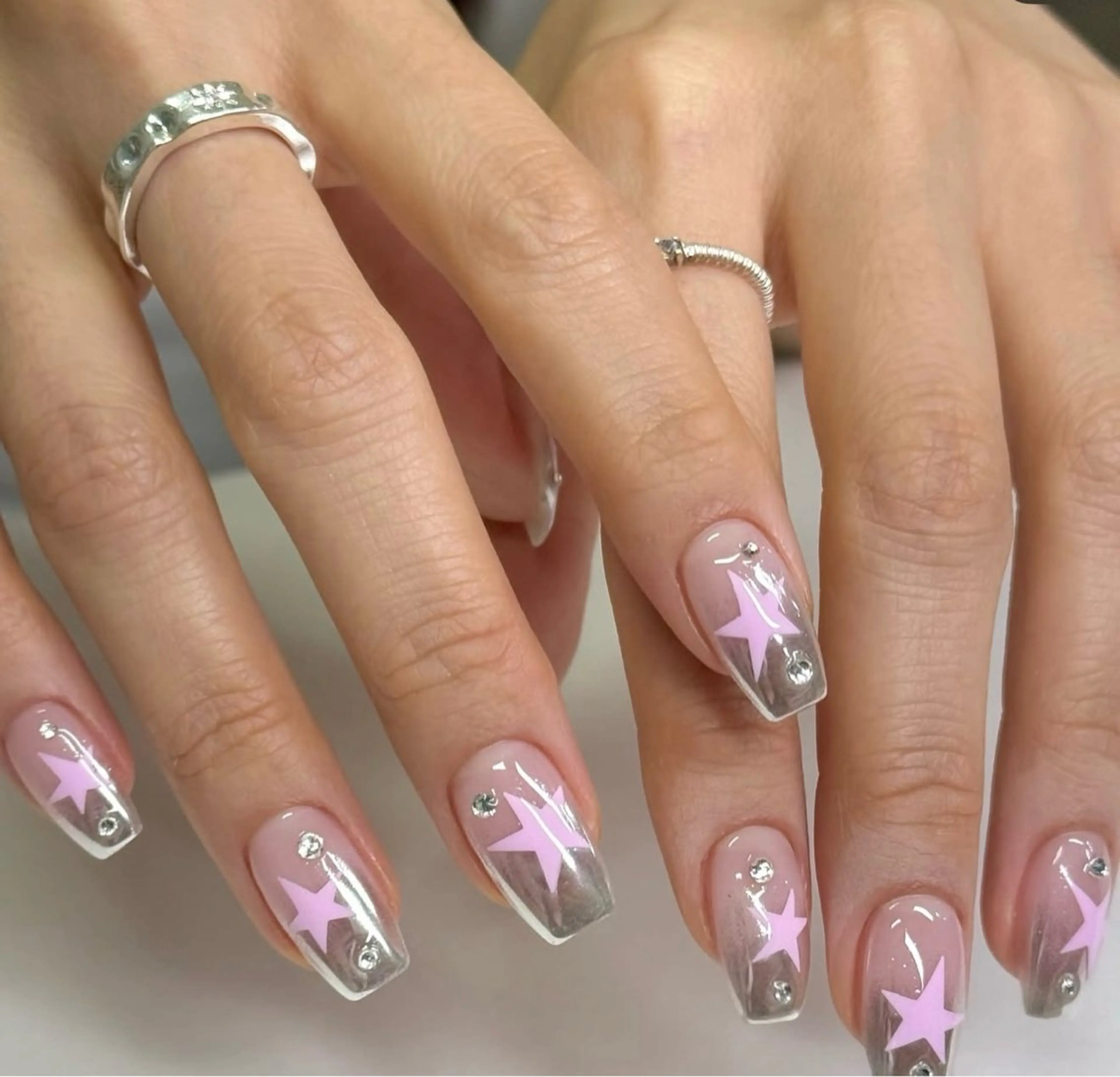 ネイル ハンドネイル BERA NAILSのネイルデザイン