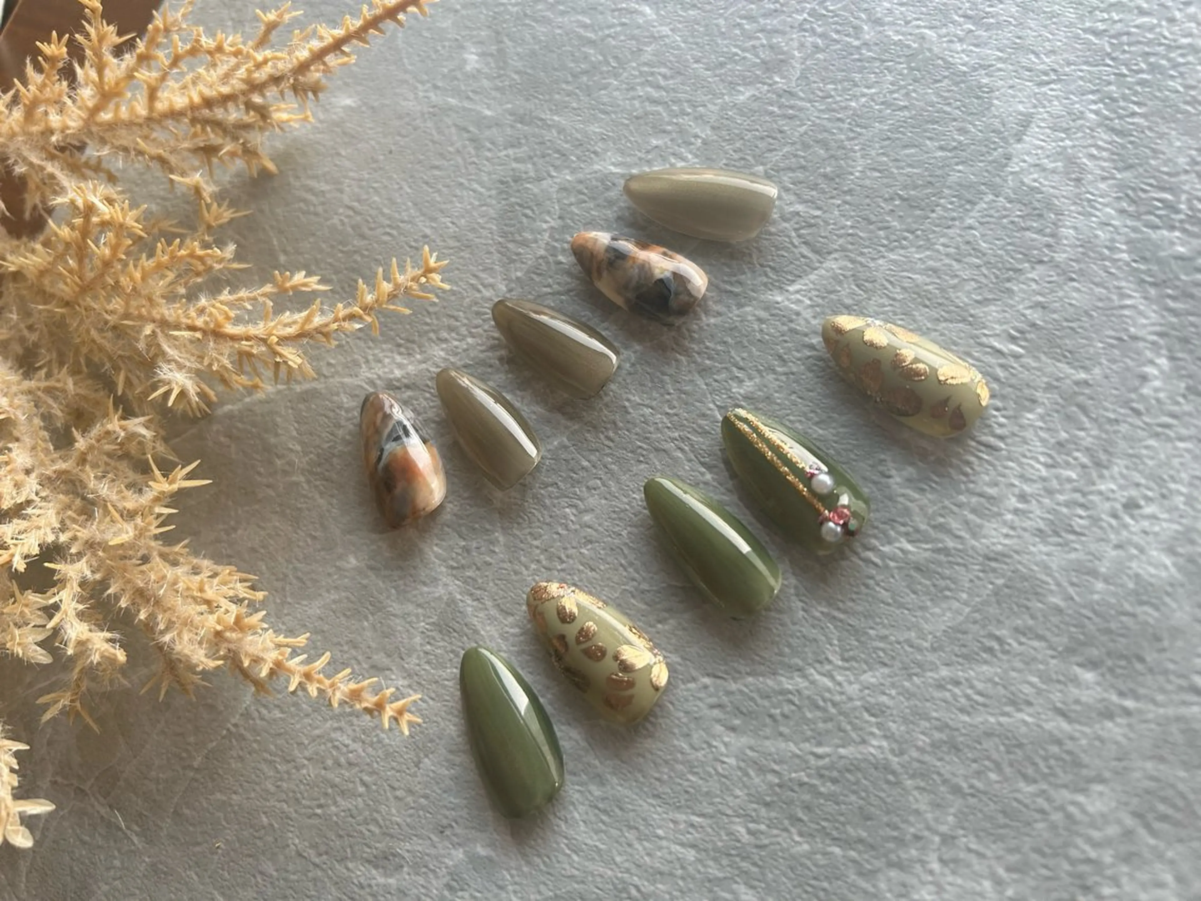 ネイル フットネイル マグネットネイル 大理石ネイル(マーブル) オフィスネイル シンプルネイル ハンドネイル 中村 春菜のネイルデザイン