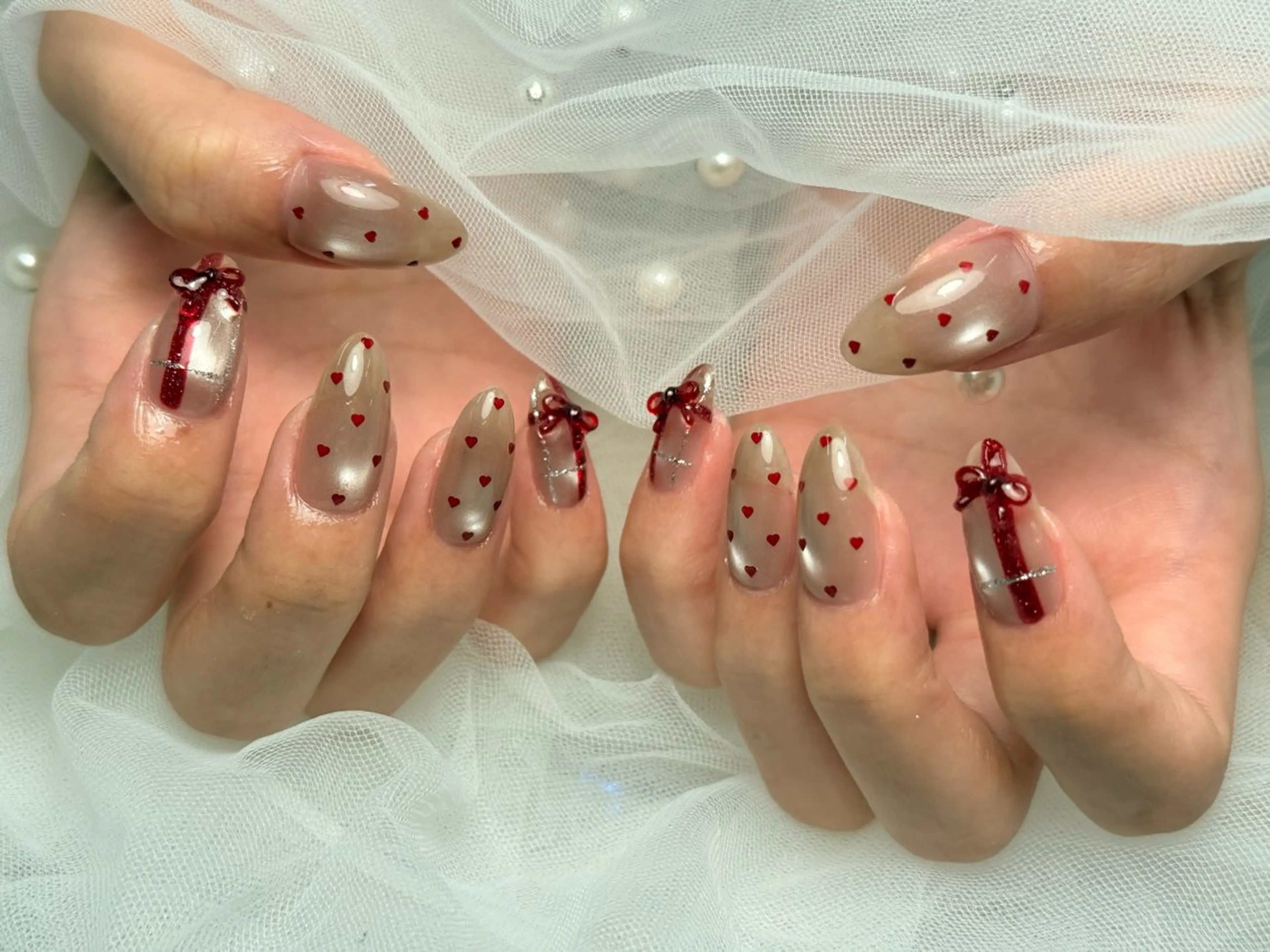 ネイル チークネイル フットネイル フレンチネイル グラデーション キラキラネイル ハンドネイル ToliyDeliy Nail Salonのネイルデザイン