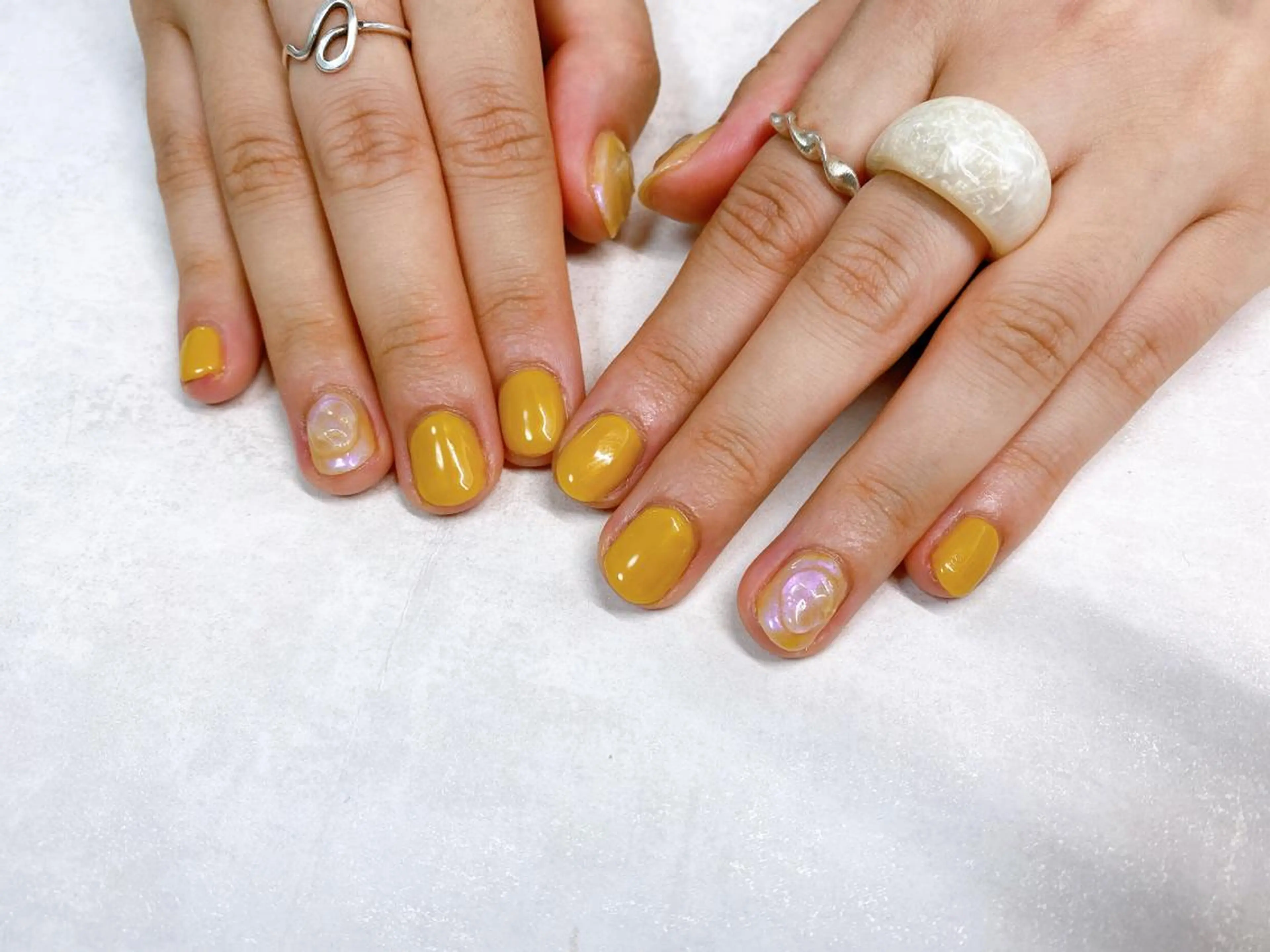 ネイル オーロラネイル フラワーネイル フットネイル フレンチネイル ジェルネイル mogunail &blowのネイルデザイン