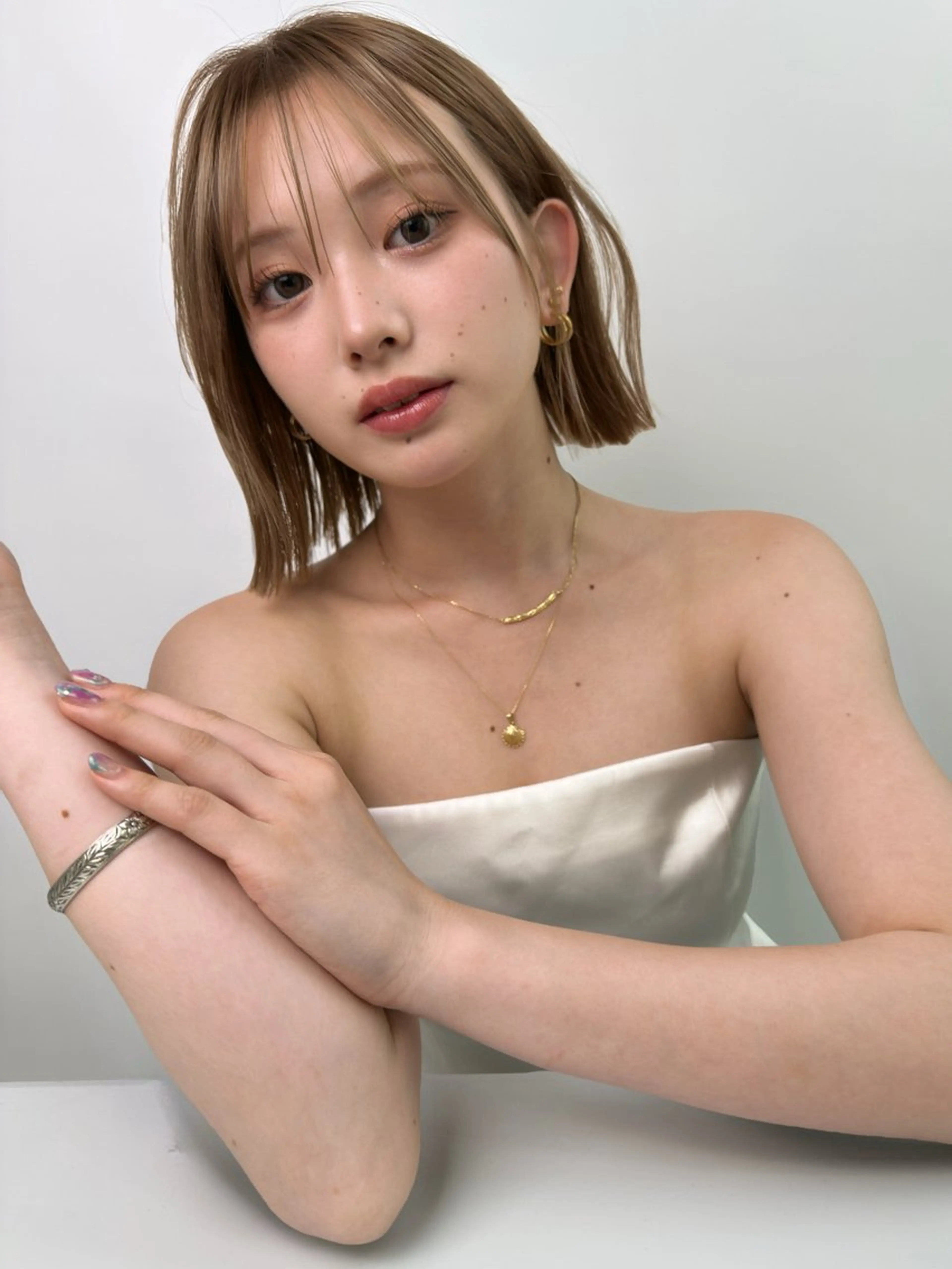 ショート カラー ベージュカラー ブラウンカラー ブラウンベージュ 透明感カラー ボブ カット トリートメント ボブ/レイヤーカット /表参道 yunaのヘアスタイル