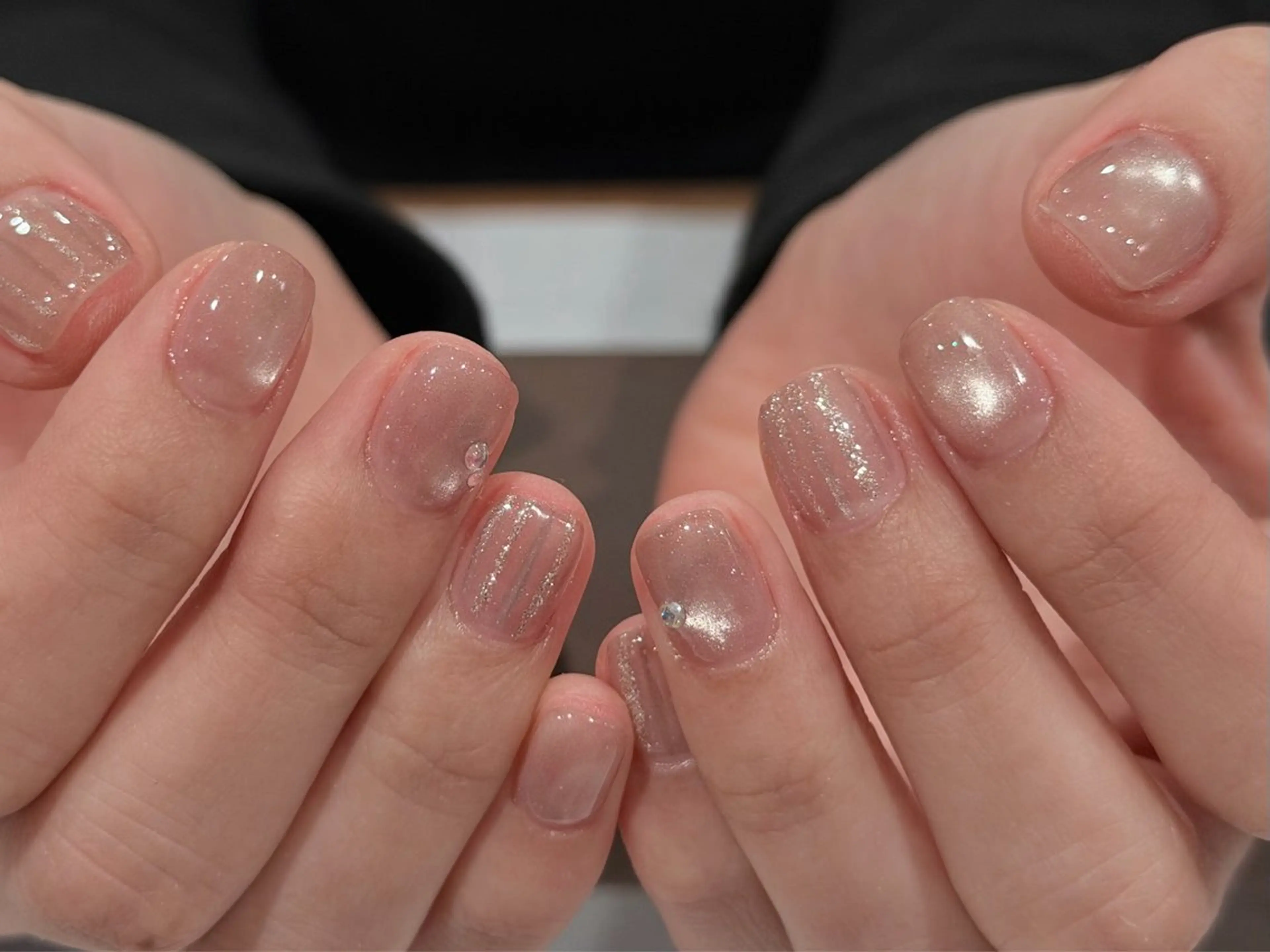 ネイル マグネットネイル ピンク ピンクベージュ シンプルネイル ハンドネイル ANOVA所属・ANOVA アノヴァのネイルデザイン